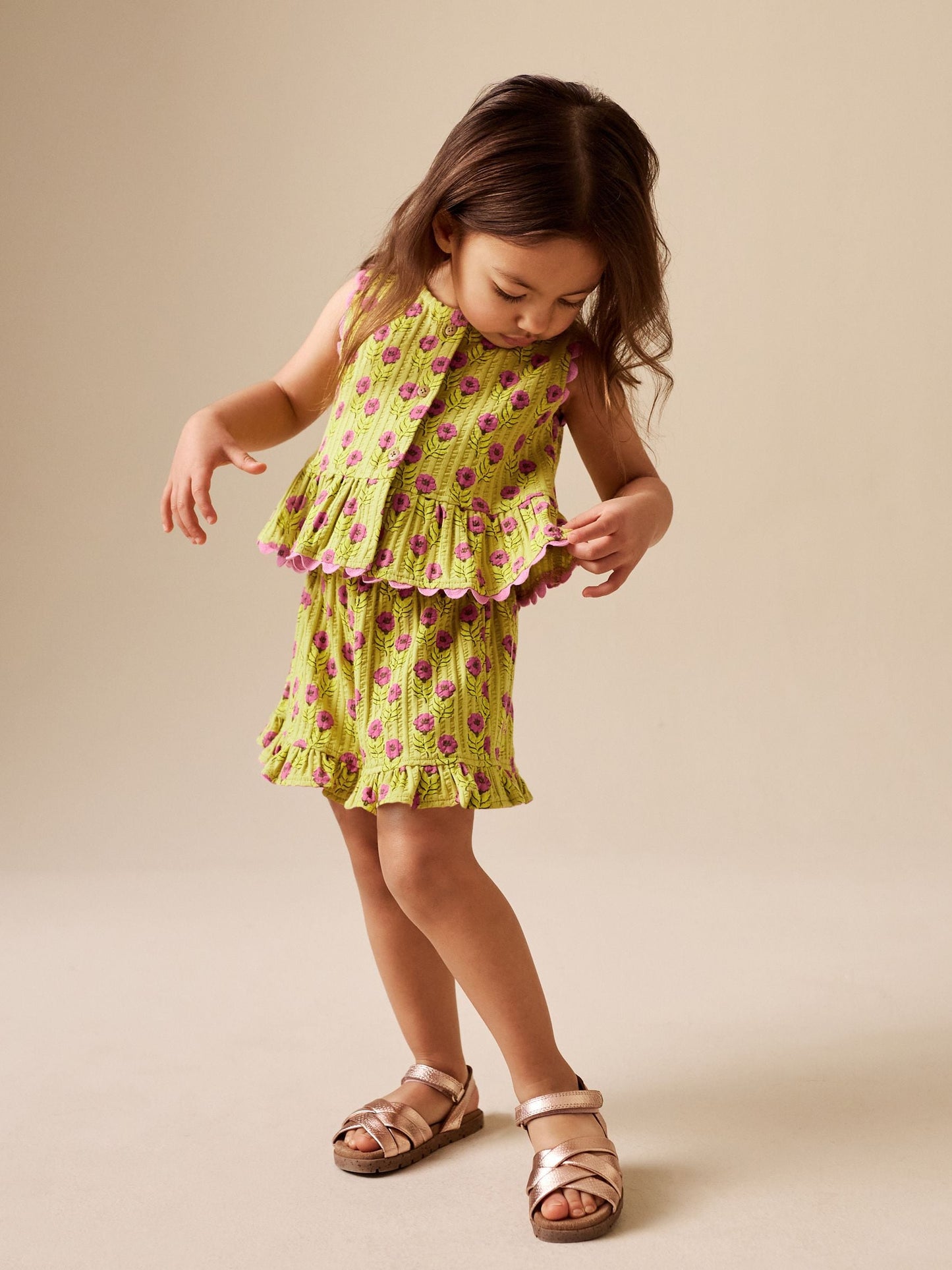 Green/Pink Flower Peplum Vest and Shorts Set (3mths-7yrs) image 3