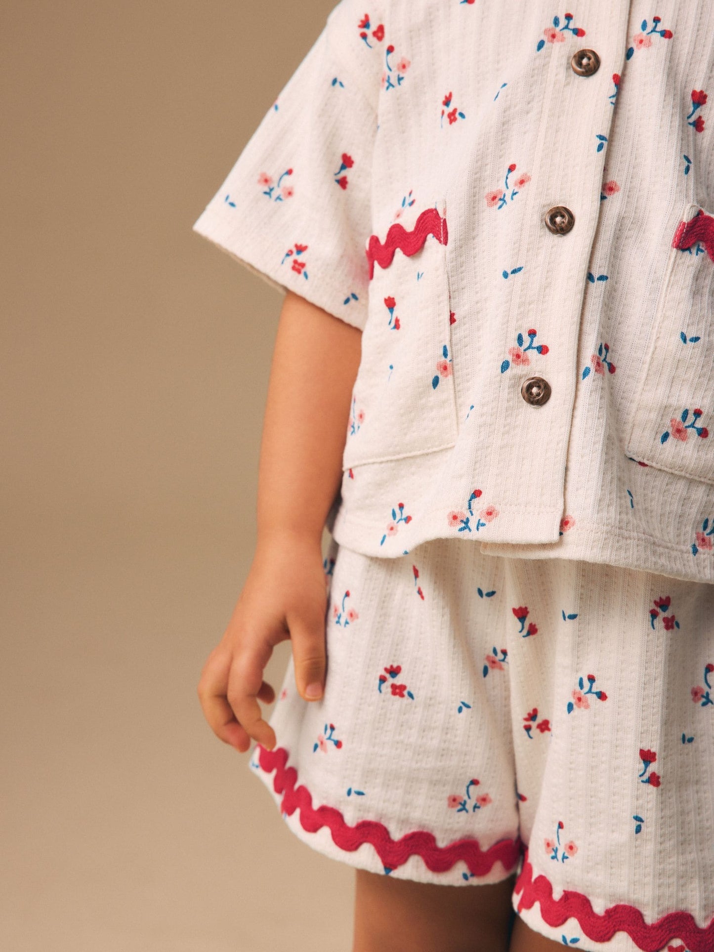 Ecru White Ditsy Flower Short Sleeve Button Shirt and Shorts Set (3mths-7yrs) image 4