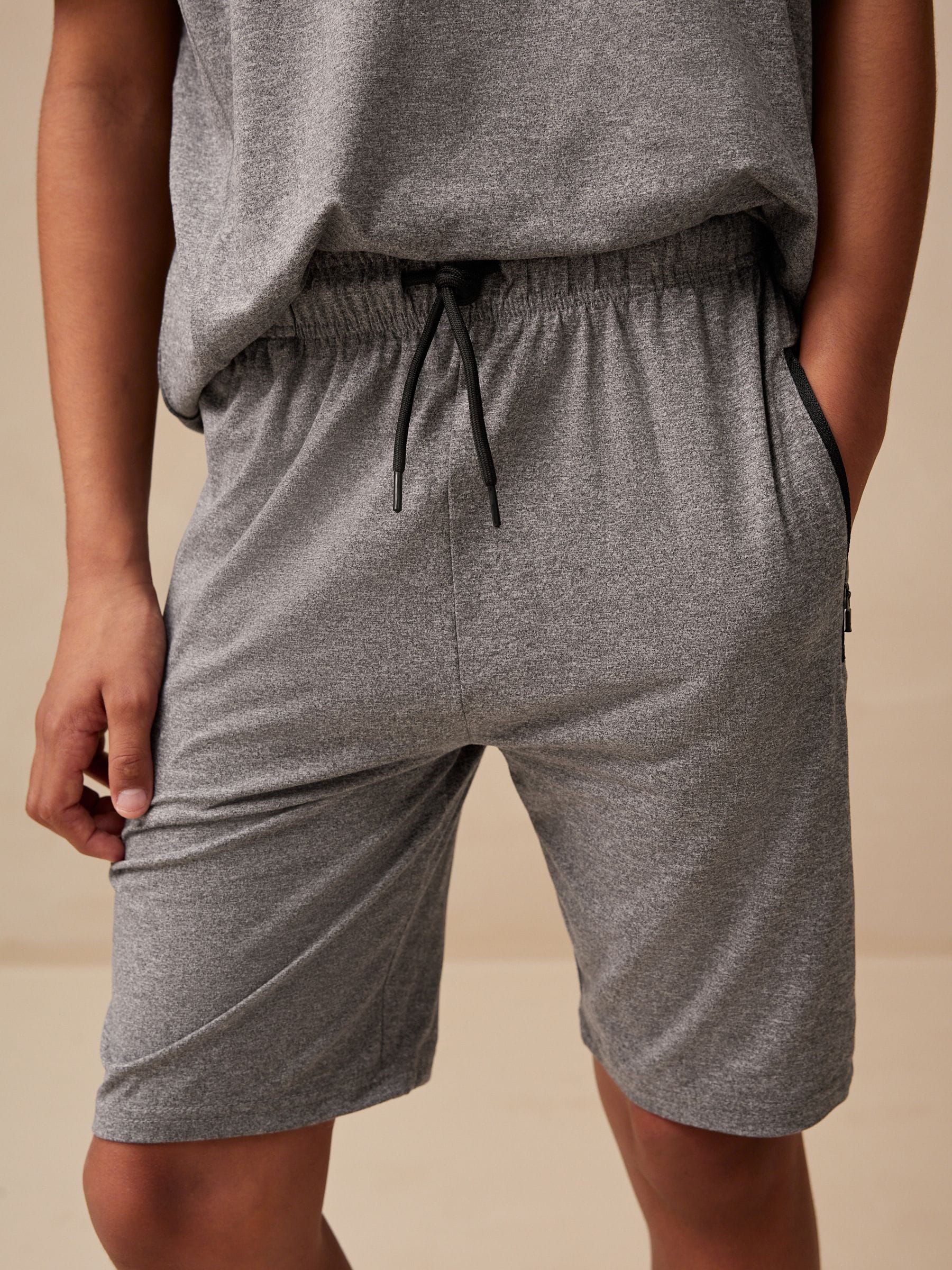 Dsiney Kidz - Grey Sports T-Shirt and Shorts Set (3-16yrs) image 4