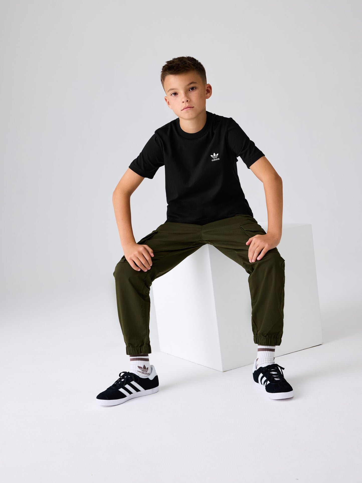 Dsiney Kidz - adidas Originals Black T-Shirt image 3