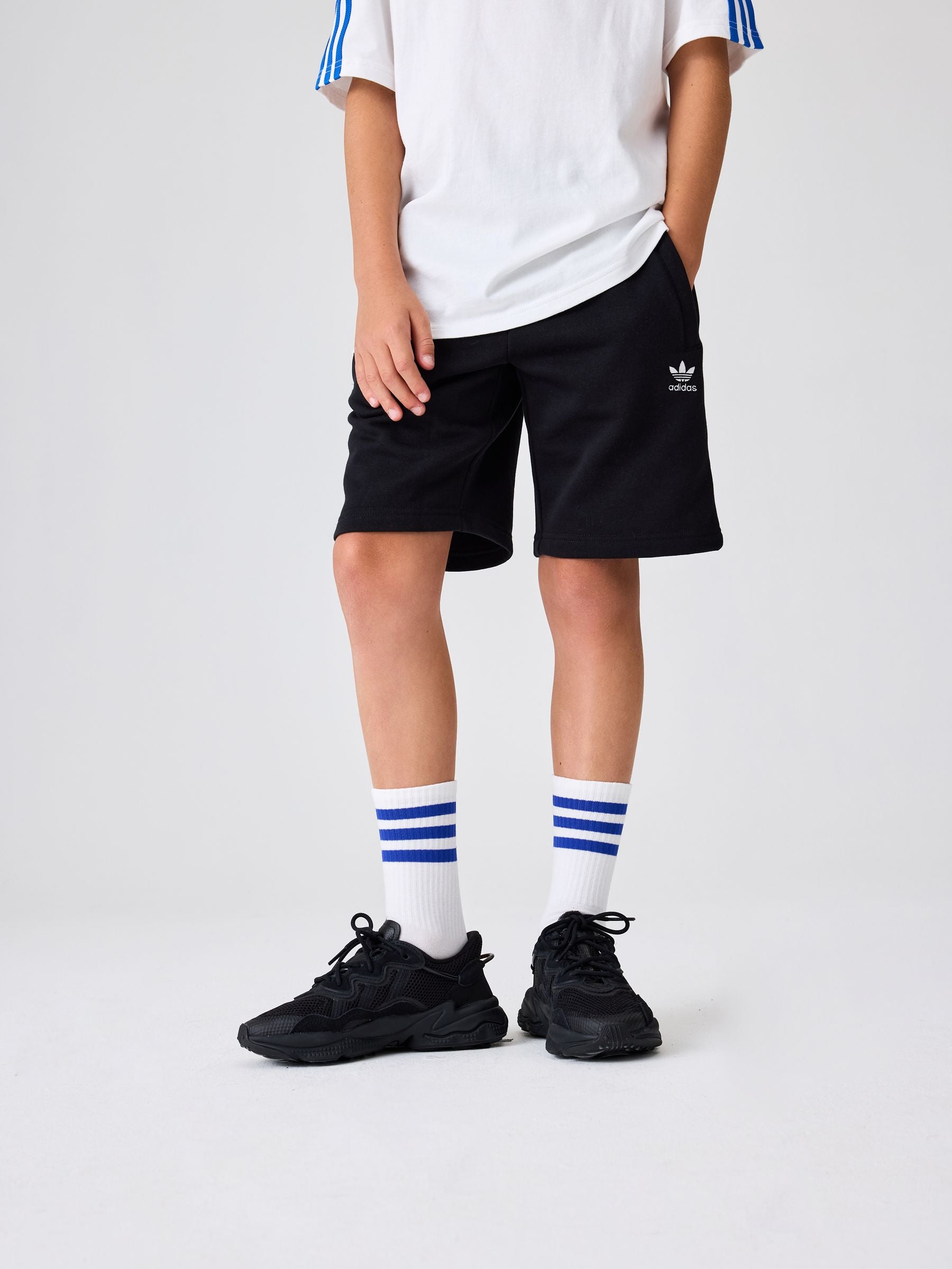 Dsiney Kidz - adidas Originals Black Kids Shorts image 2