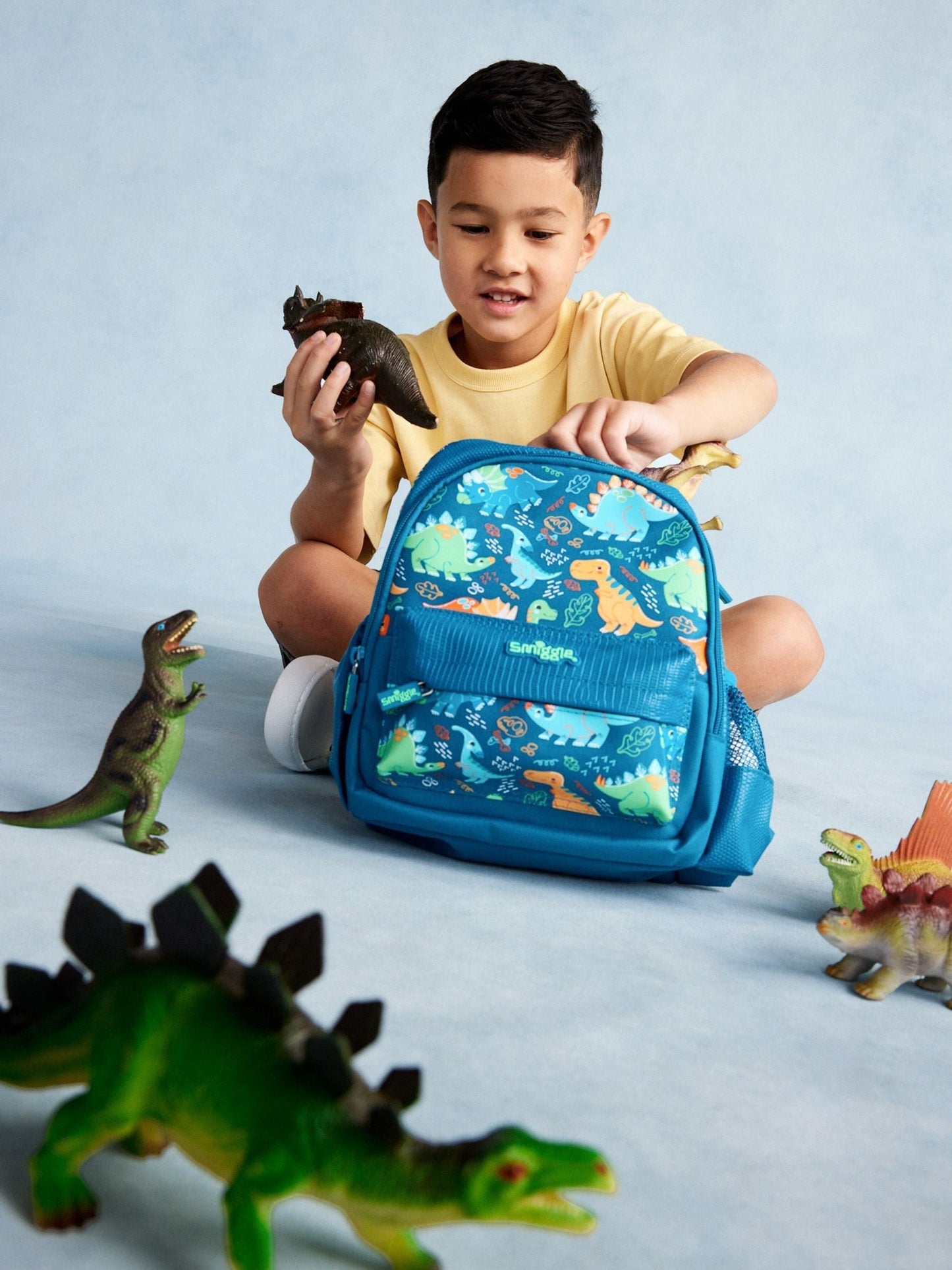 Smiggle Blue I Spy Teeny Tiny Backpack image 1