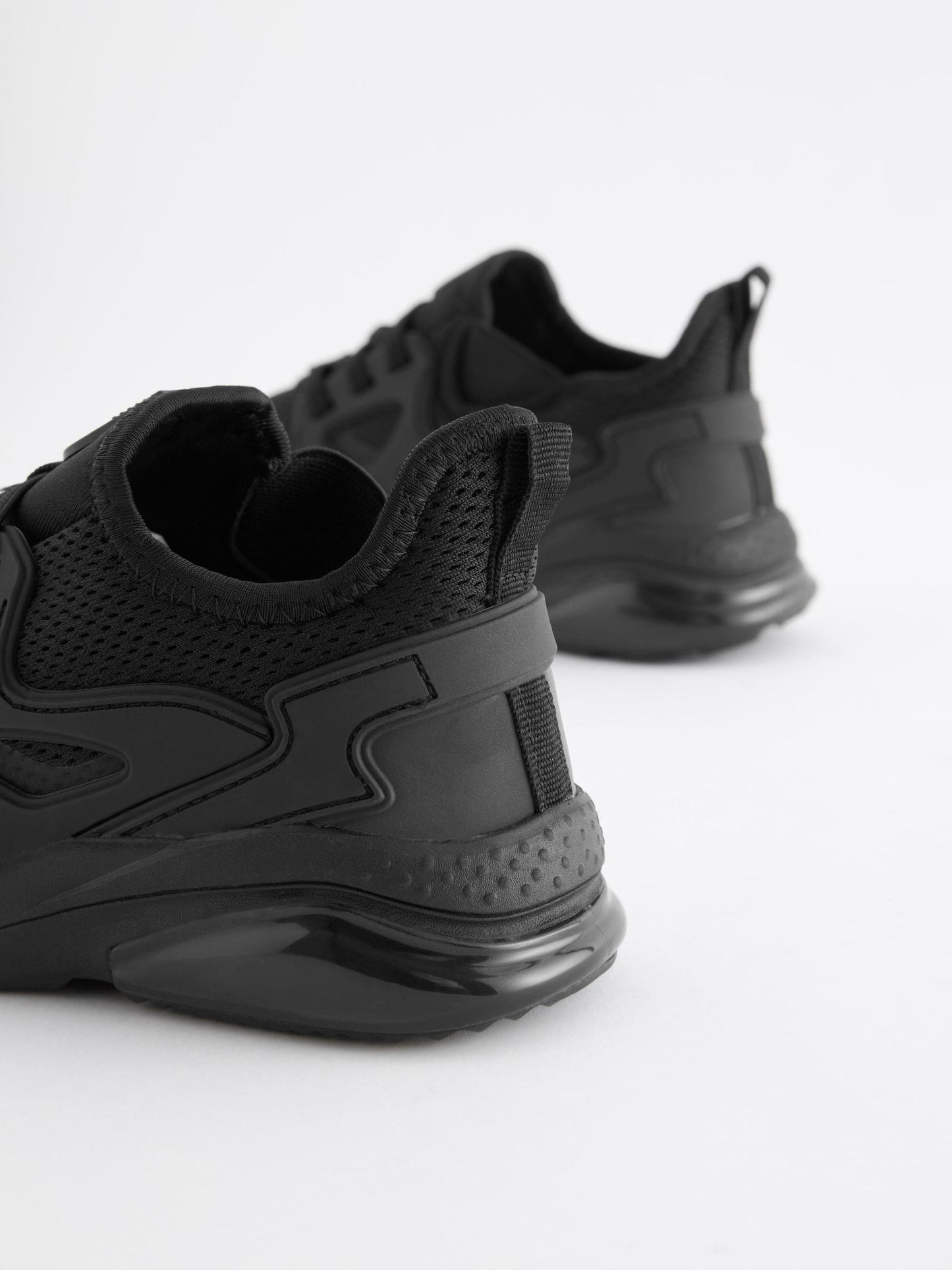 Black Standard Fit (F) Elastic Lace Trainers image 4