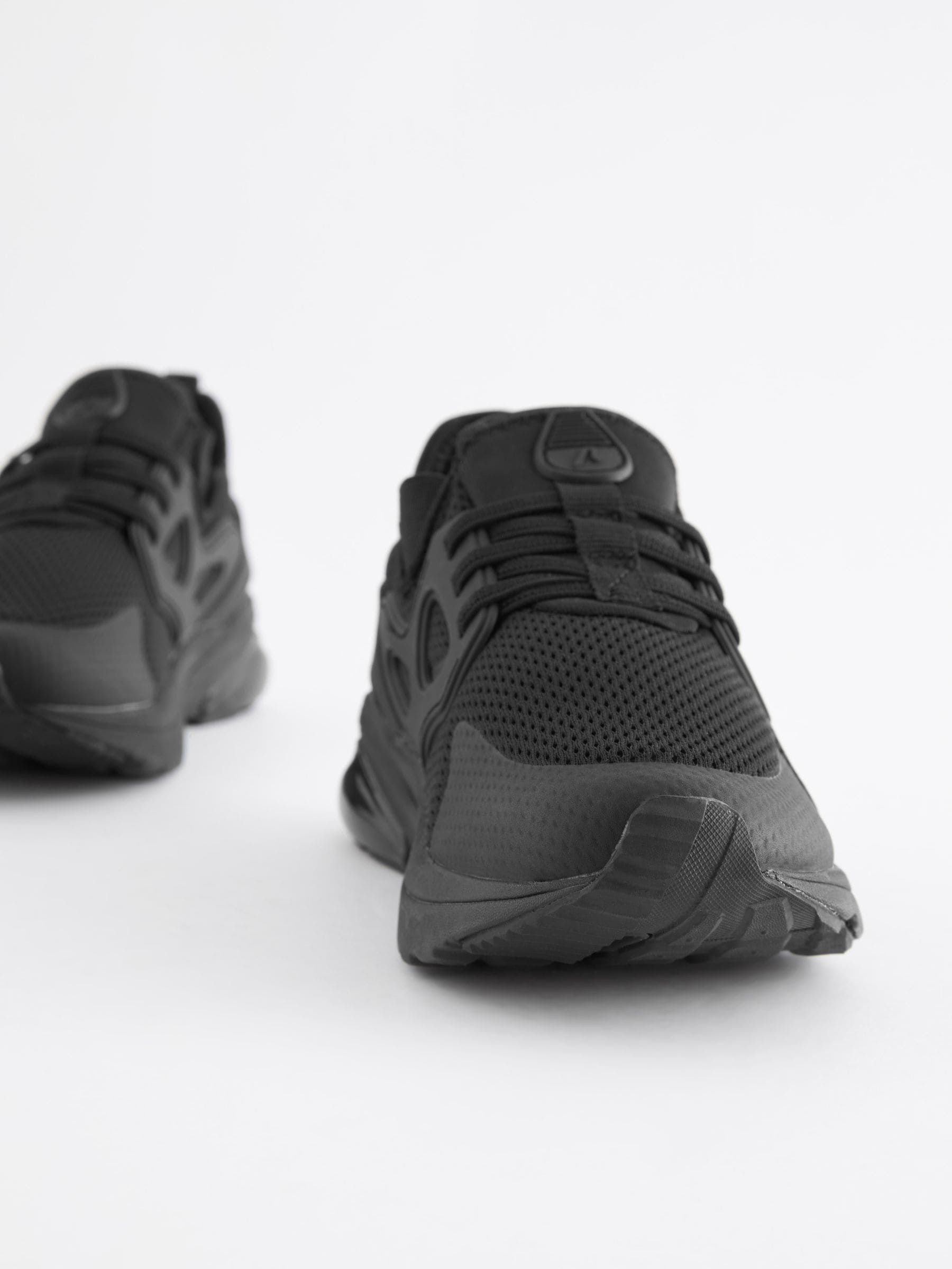 Black Standard Fit (F) Elastic Lace Trainers image 5