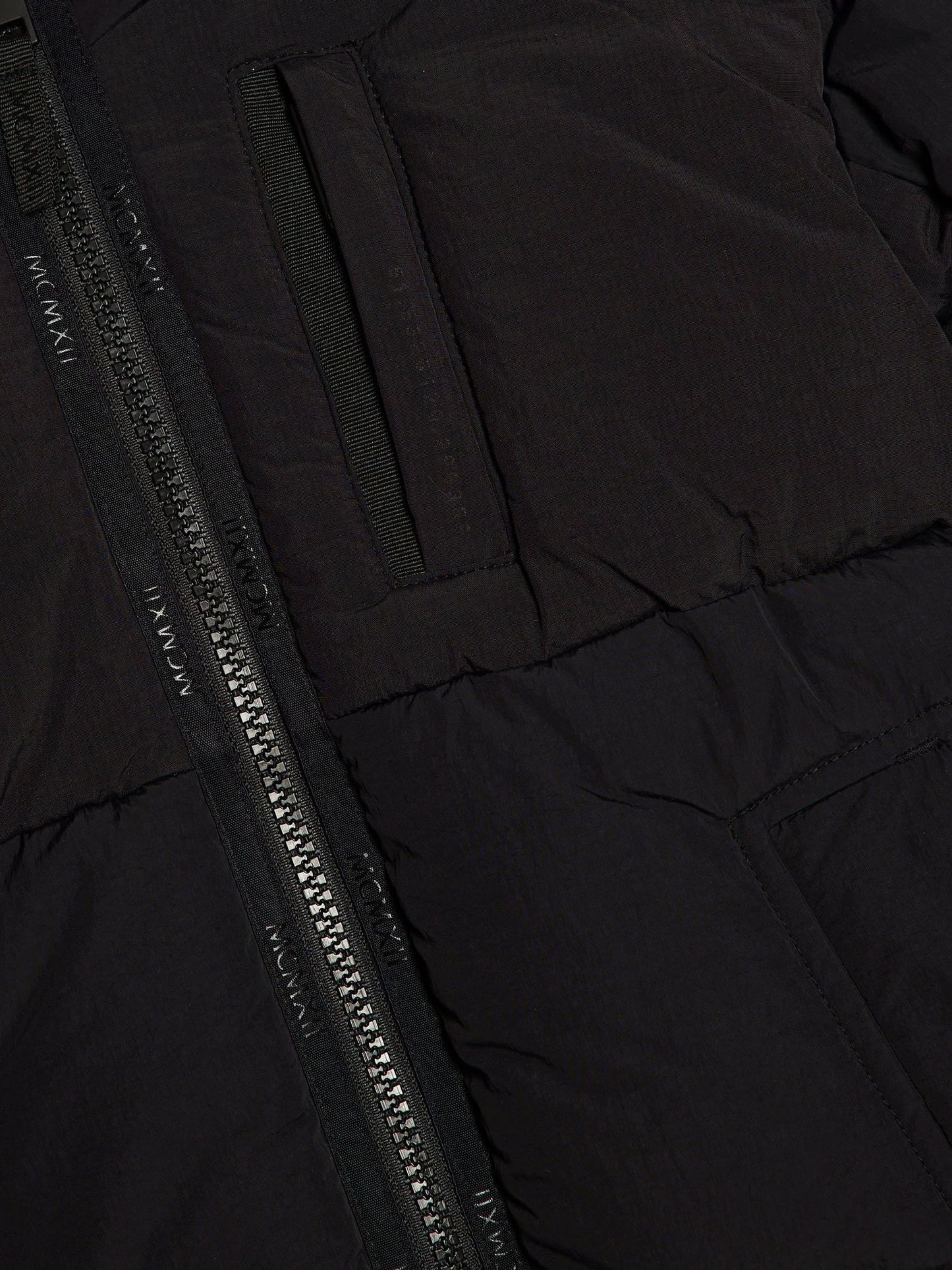 Dsiney Kidz - River Island Black Heavyweight School Puffer Jacket image 3