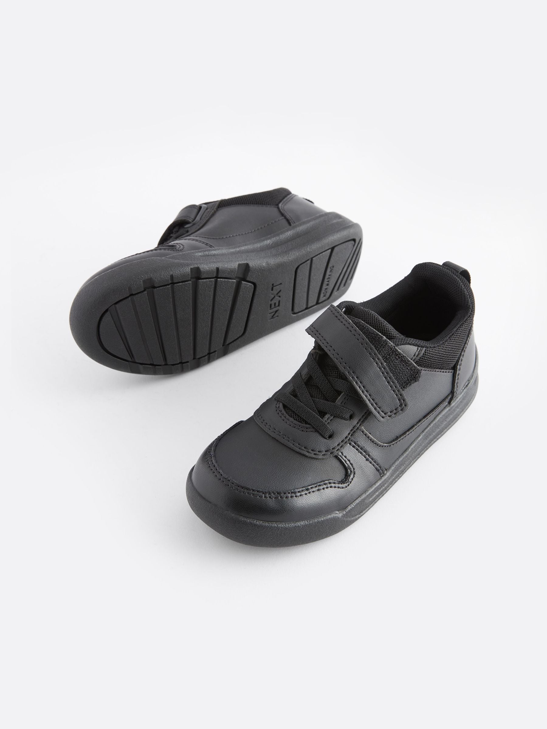Black Standard Fit (F) Elastic Lace School Trainers image 1