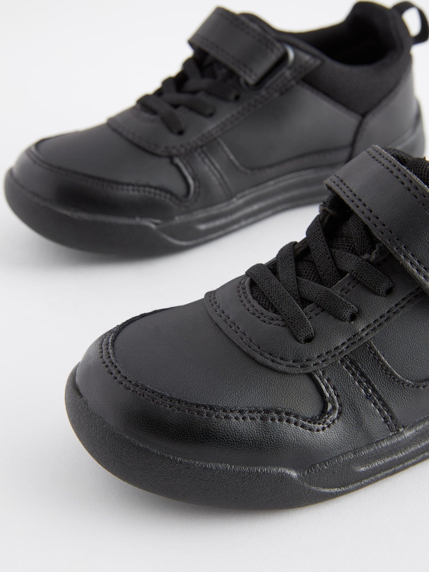 Black Standard Fit (F) Elastic Lace School Trainers image 9