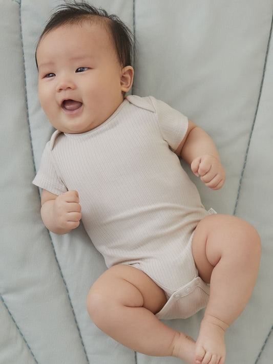 MORI Natural Ribbed Stretch Short Sleeve Bodysuit