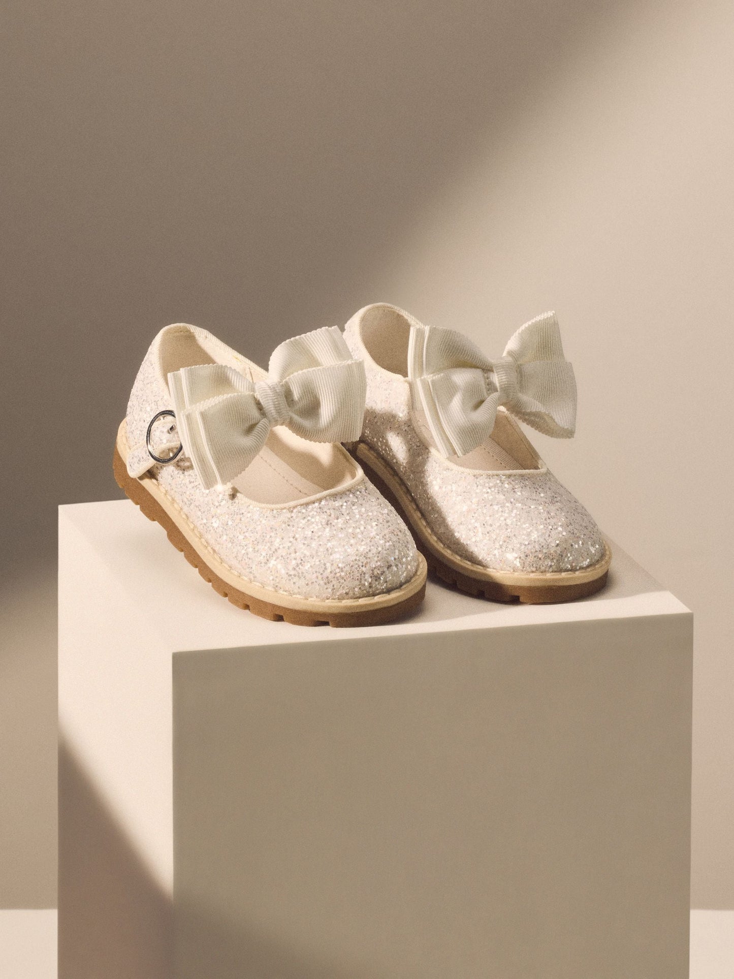 White Glitter Bow Standard Fit (F) Chunky Bow Mary Jane Shoes image 6