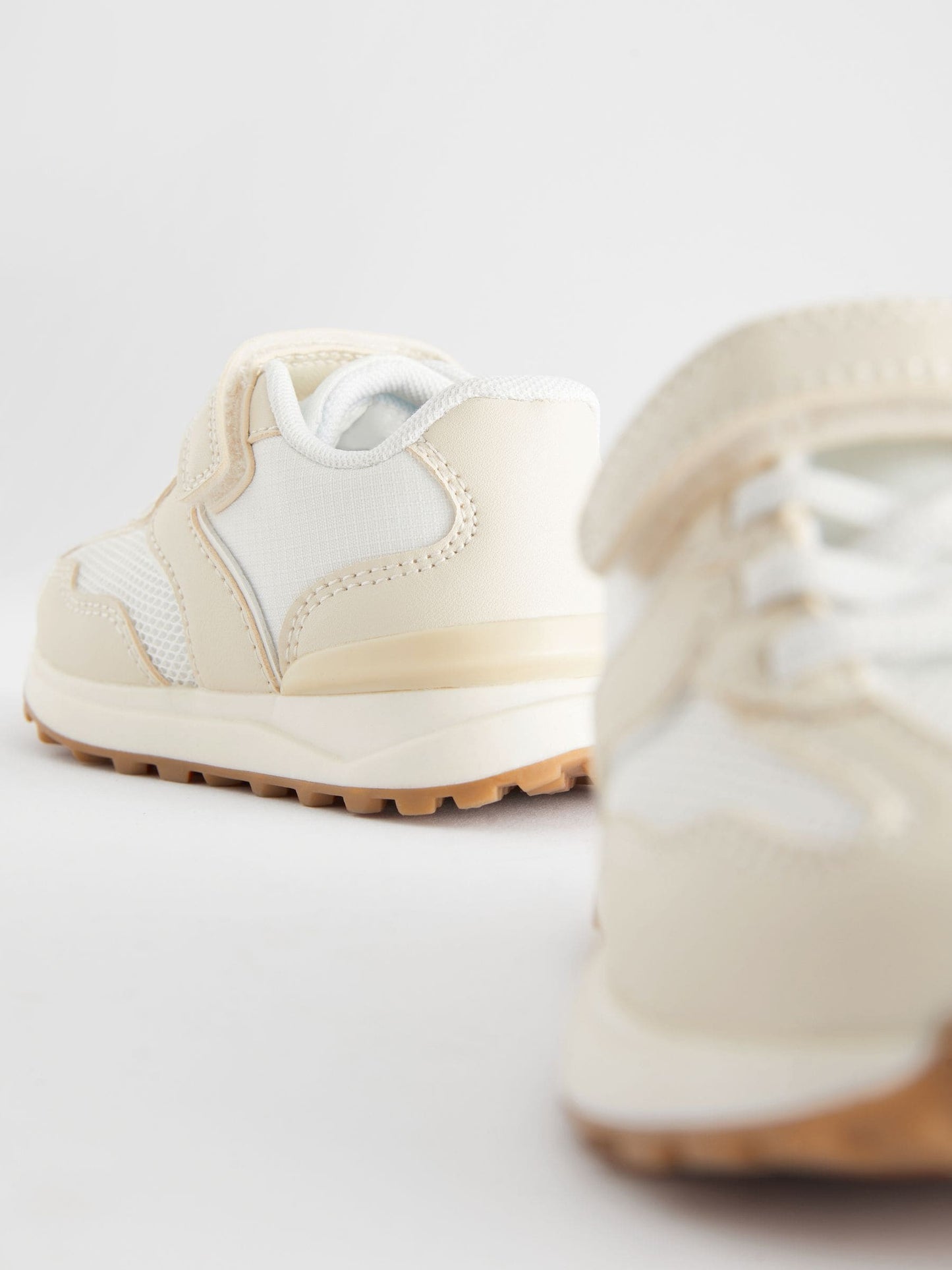 White Elastic Lace Touch Fastening Trainers image 6
