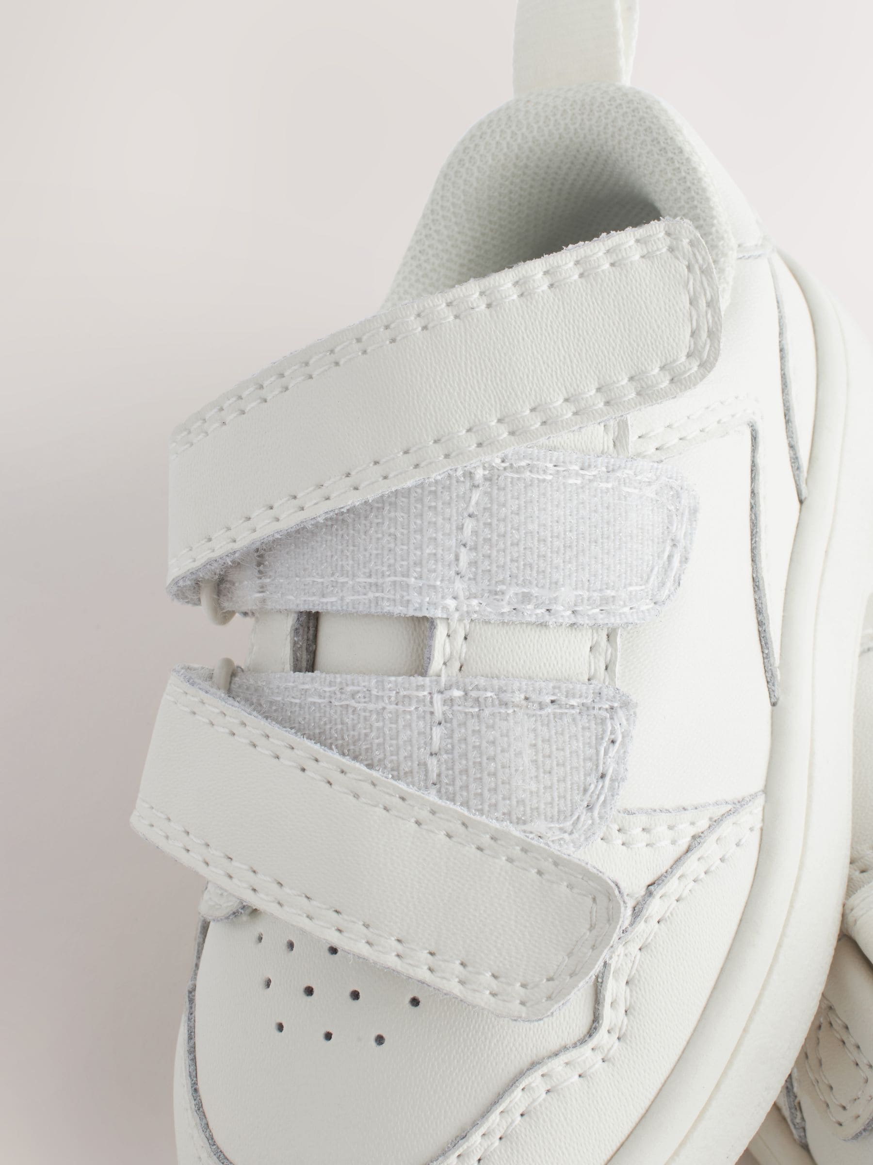White Standard Fit (F) Touch Fastening Leather First Walker Baby Shoes image 6