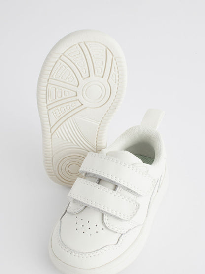 White Wide Fit (G) Touch Fastening Leather First Walker Baby Shoes image 4