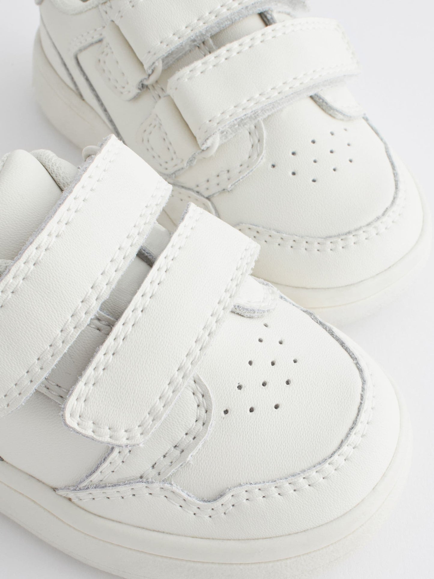 White Wide Fit (G) Touch Fastening Leather First Walker Baby Shoes image 6