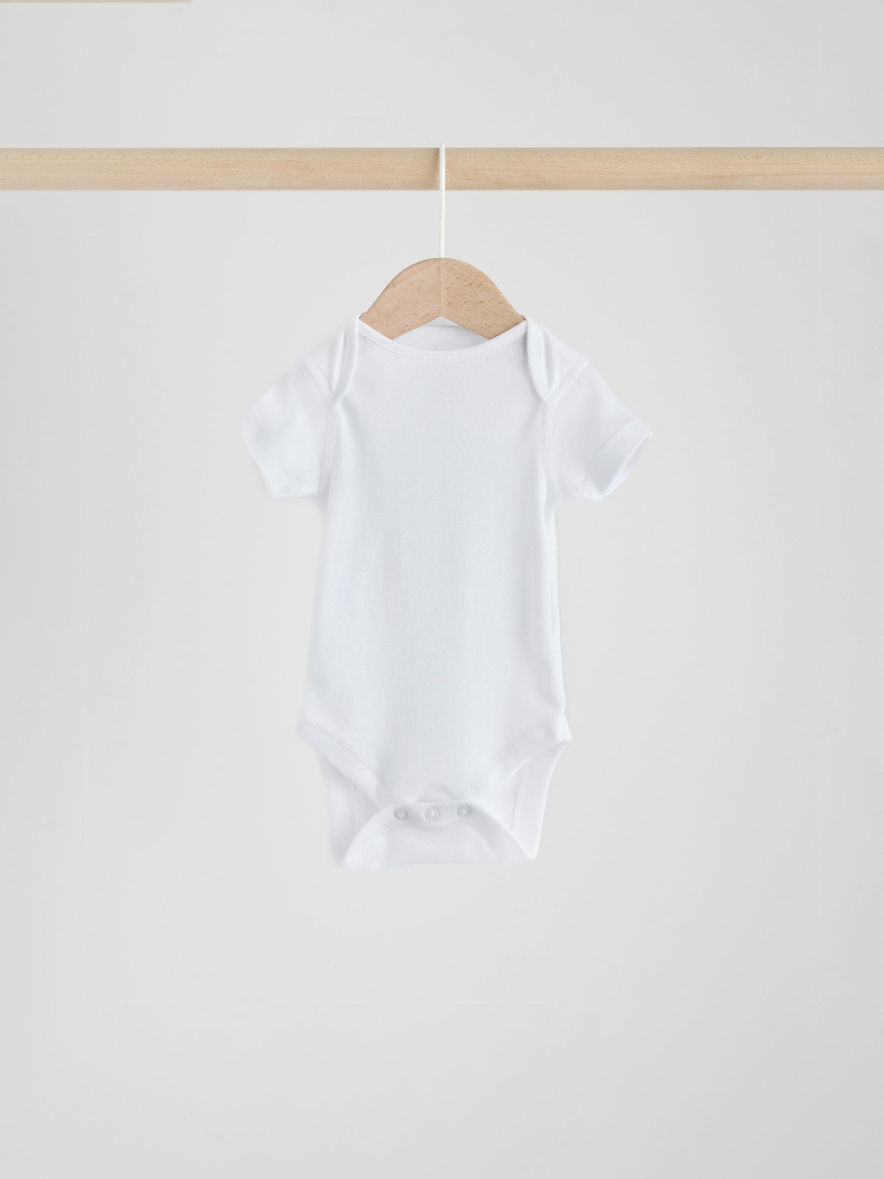 White Kind To Skin Baby Bodysuits 3 Pack image 4