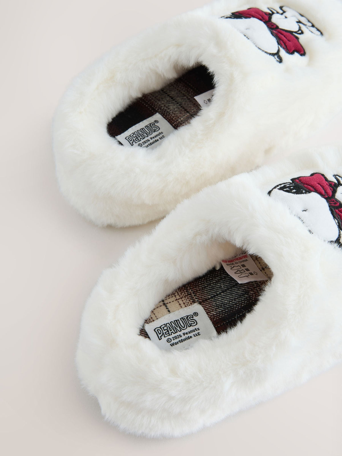 White Snoopy Faux Fur Mule Slippers - image 4
