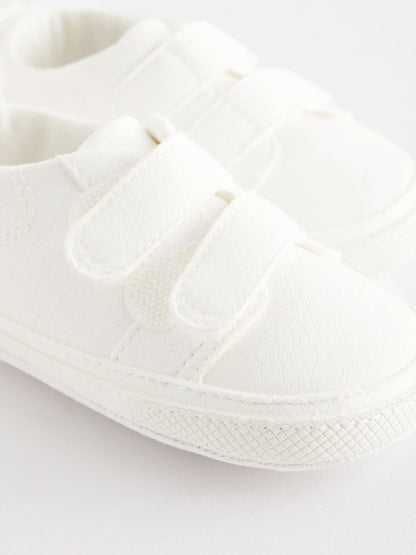 White Touch Fastening Baby Trainers (0-2mths) image 5