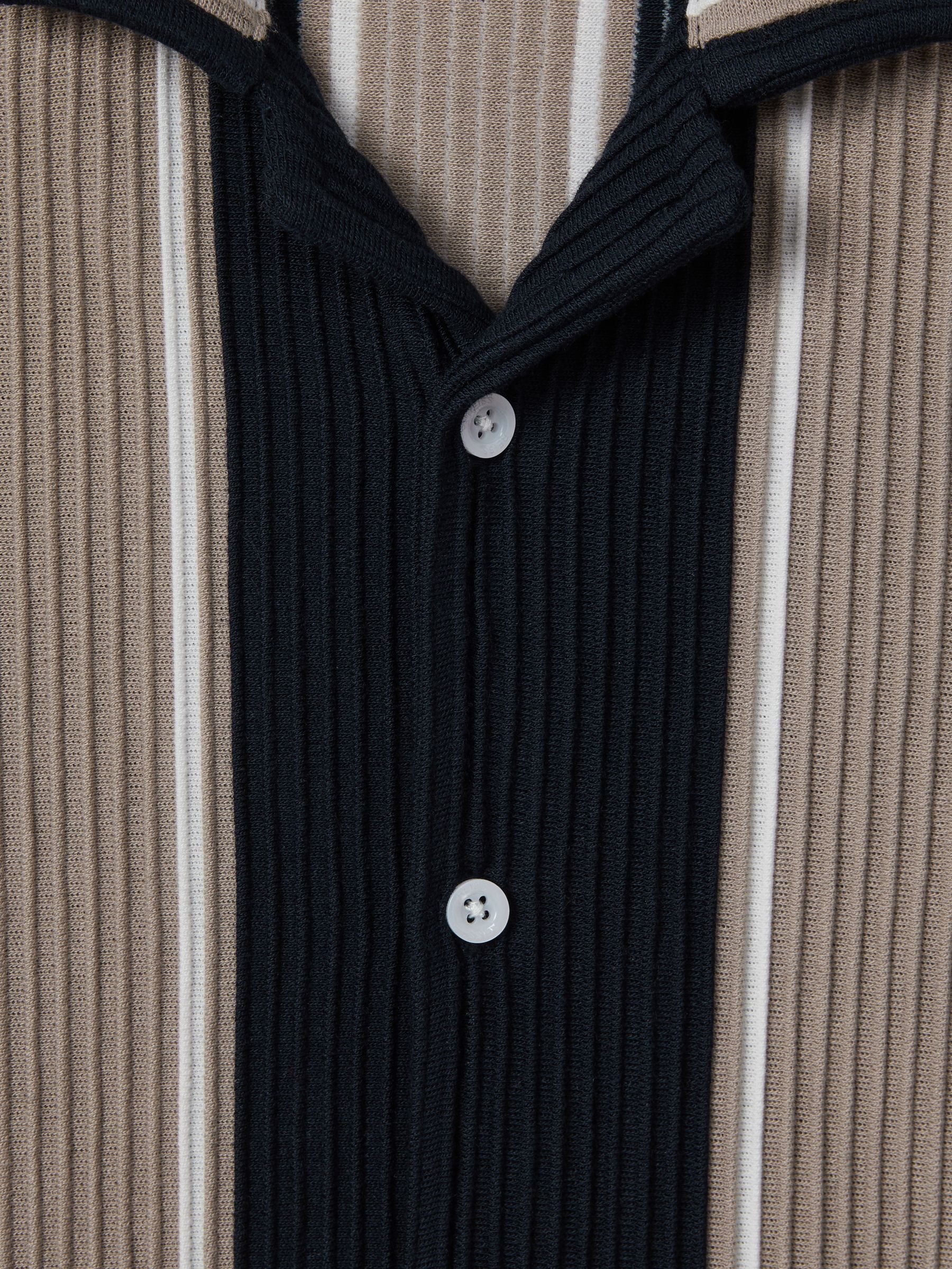 Dsiney Kidz - Reiss Navy/Stone Alton Junior Ribbed Cuban Collar Shirt image 4