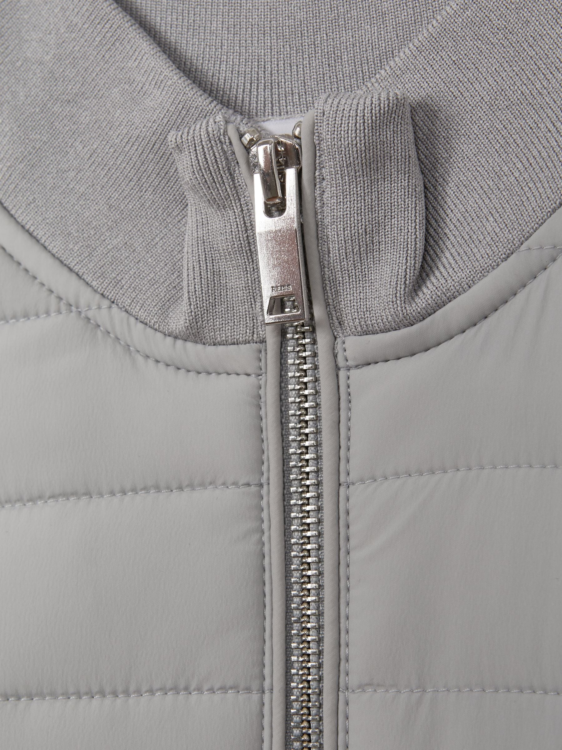 Dsiney Kidz - Reiss Grey Melange Flintoff 9-13 yrs Funnel Neck Quilted Hybrid Jacket image 3