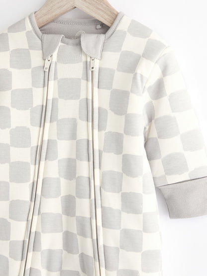 Grey Checkerboard 2.5 TOG Wadded Baby Sleepsuit image 3