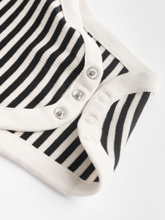 Black/White 3 Pack Long Sleeve Baby Bodysuits image 3