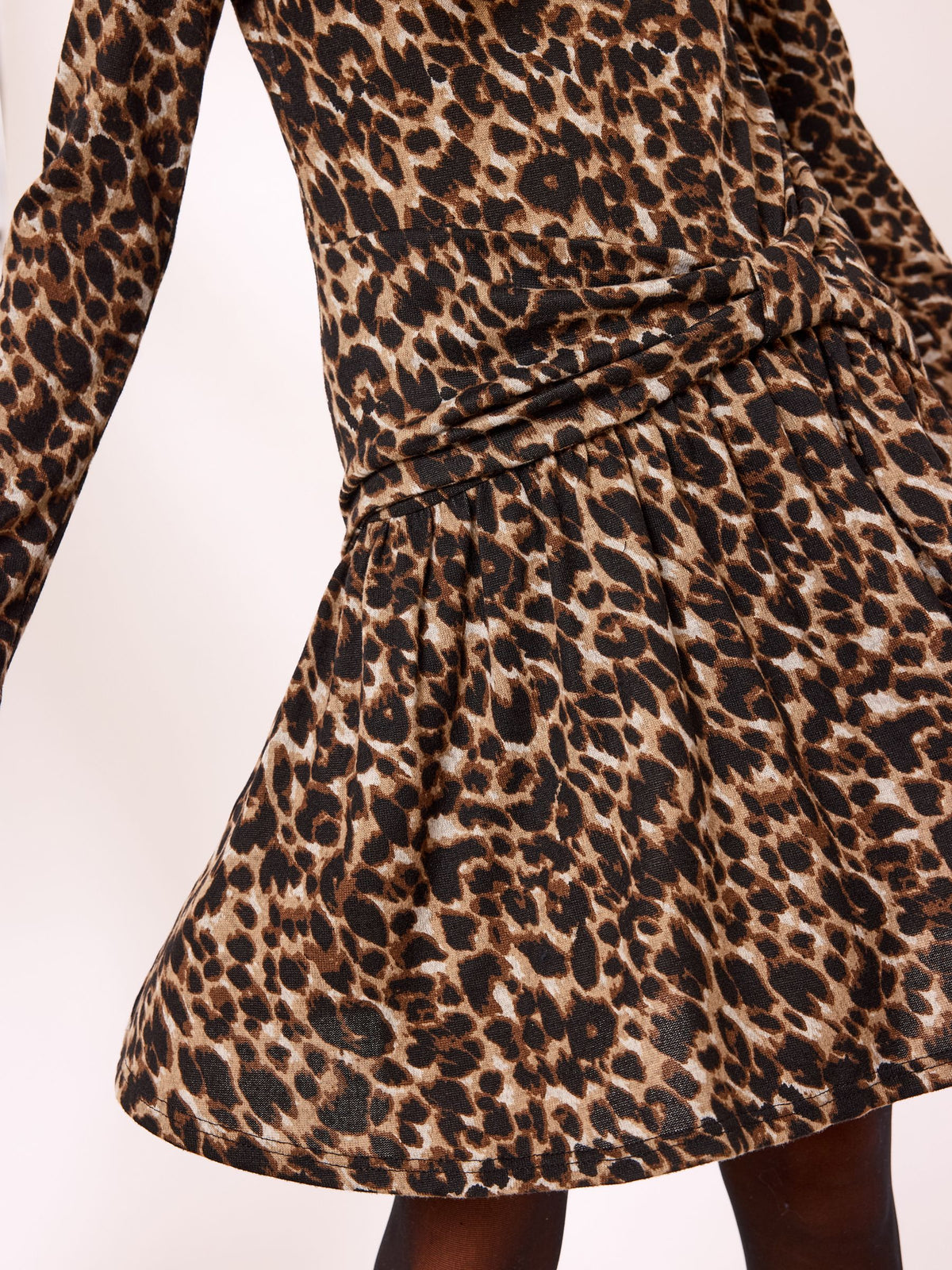 Dsiney Kidz - Lipsy Brown Leopard Print Teen Cosy Jersey Bow Waist Dress (10-16yrs) image 2