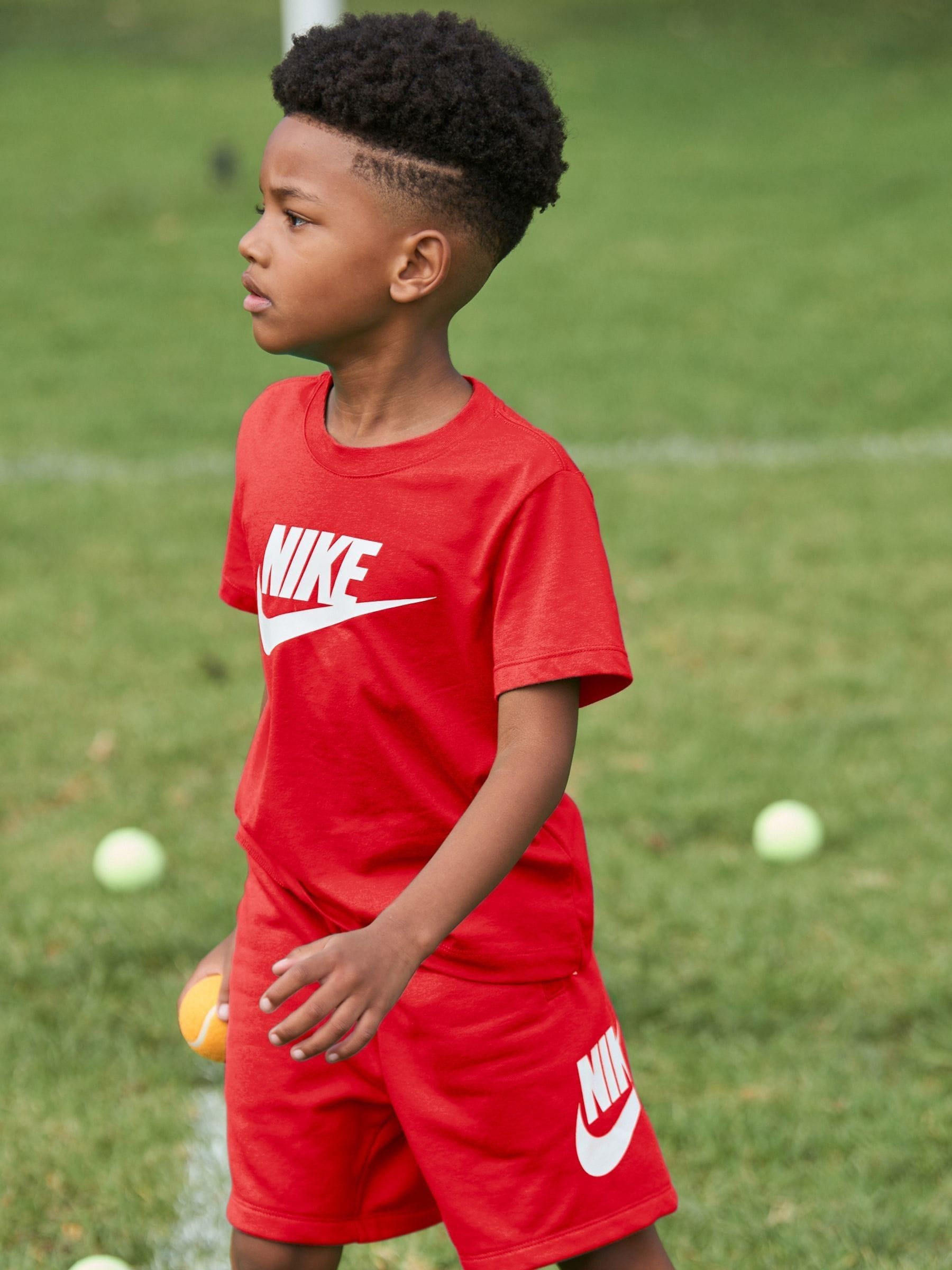 Nike Red Club T-Shirt and Shorts Set image 1