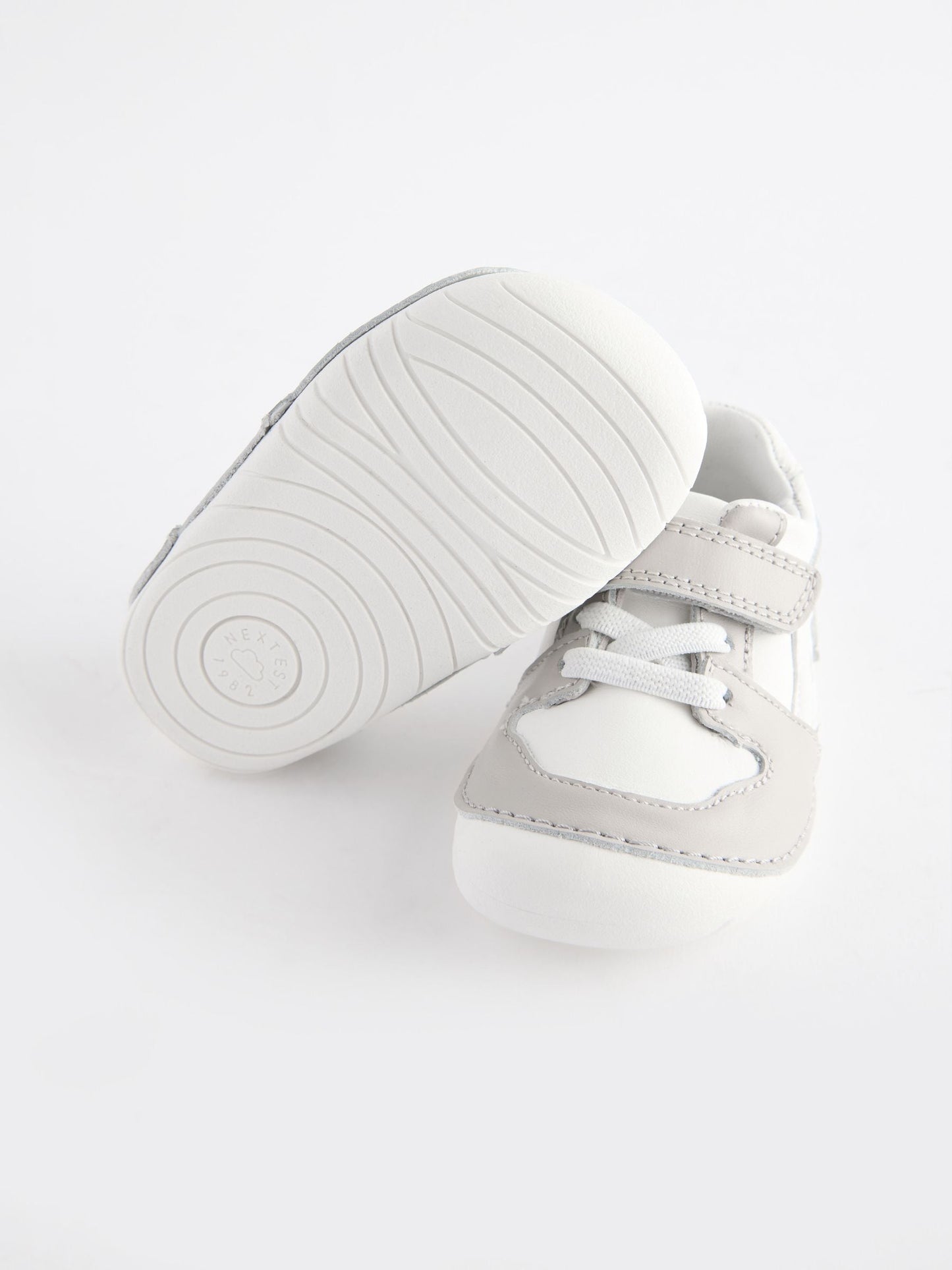 White/Neutral Standard Fit (F) Crawler Shoes image 6