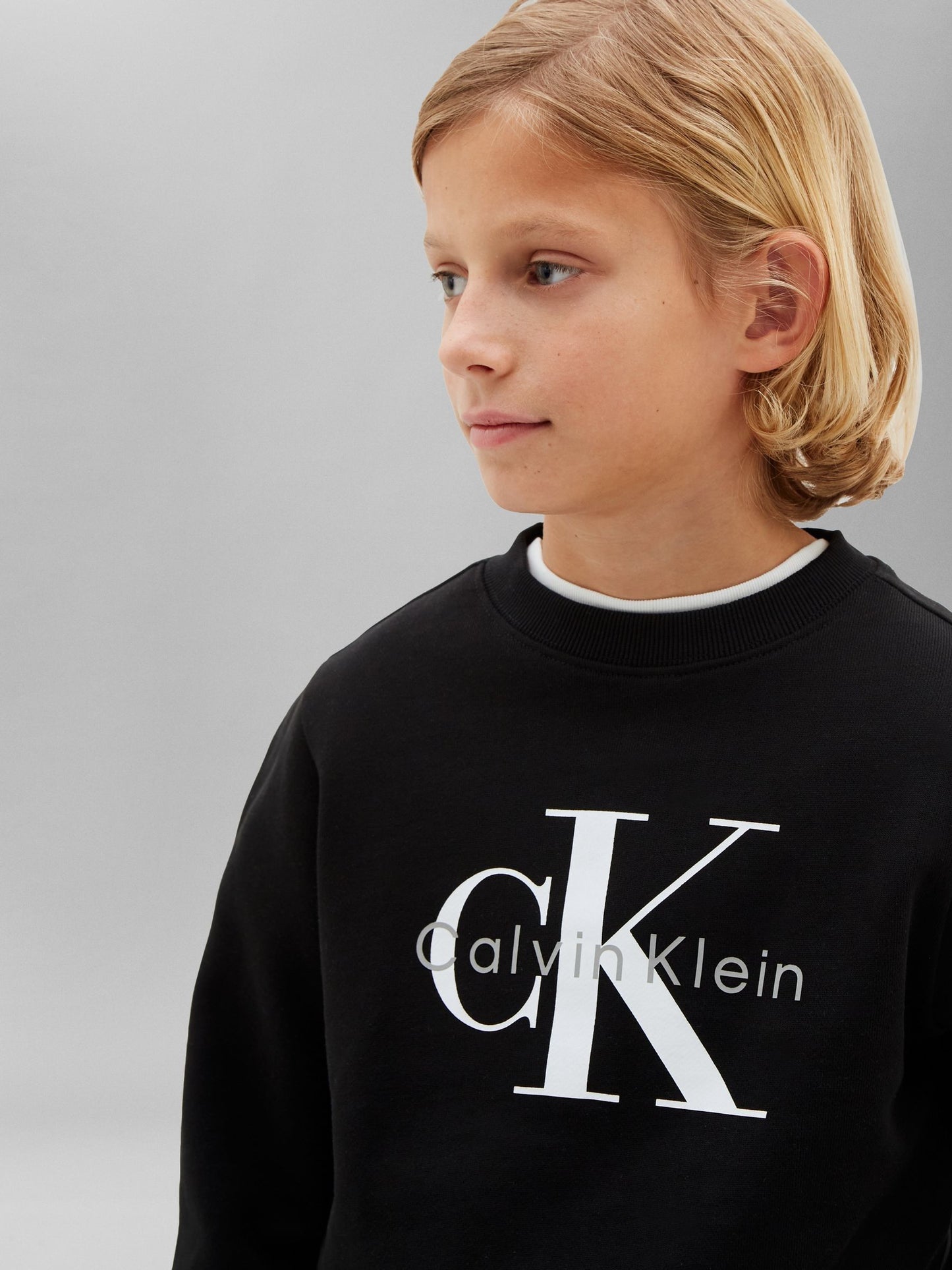 Dsiney Kidz - Calvin Klein Jeans Black Kids' Signature Logo Sweatshirt image 3