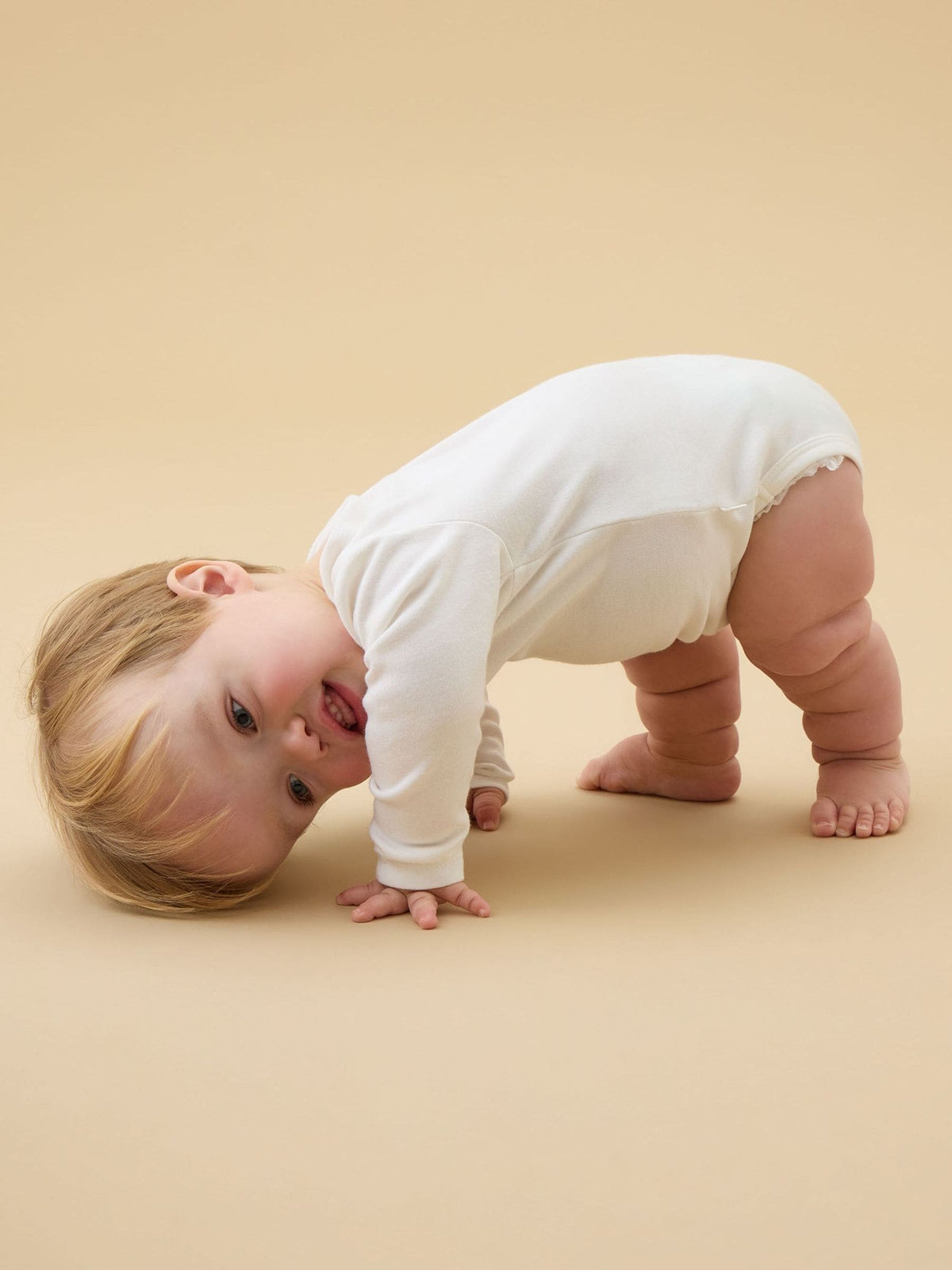Dsiney Kidz - MORI White Long Sleeve Envelope Neckline Bodysuit image 3