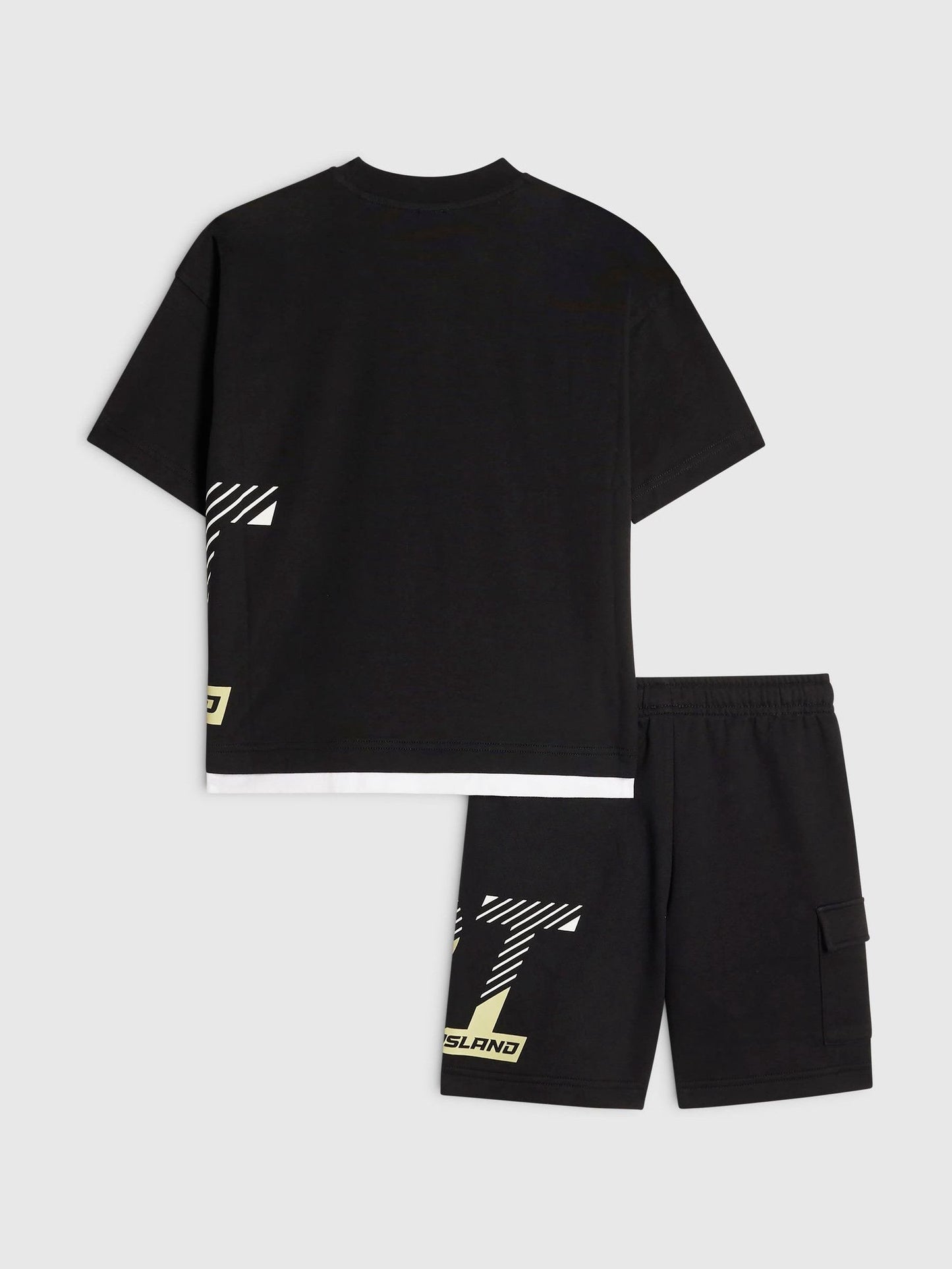Dsiney Kidz - River Island Black River Athelesuire T-Shirt & Shorts Set image 2