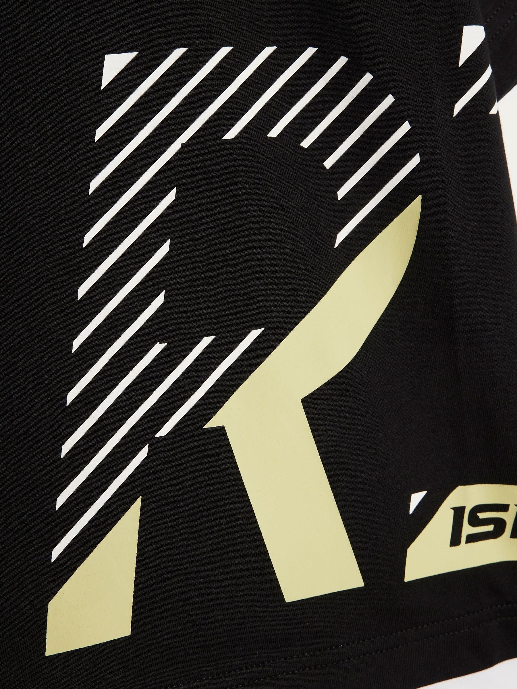 Dsiney Kidz - River Island Black River Athelesuire T-Shirt & Shorts Set image 4