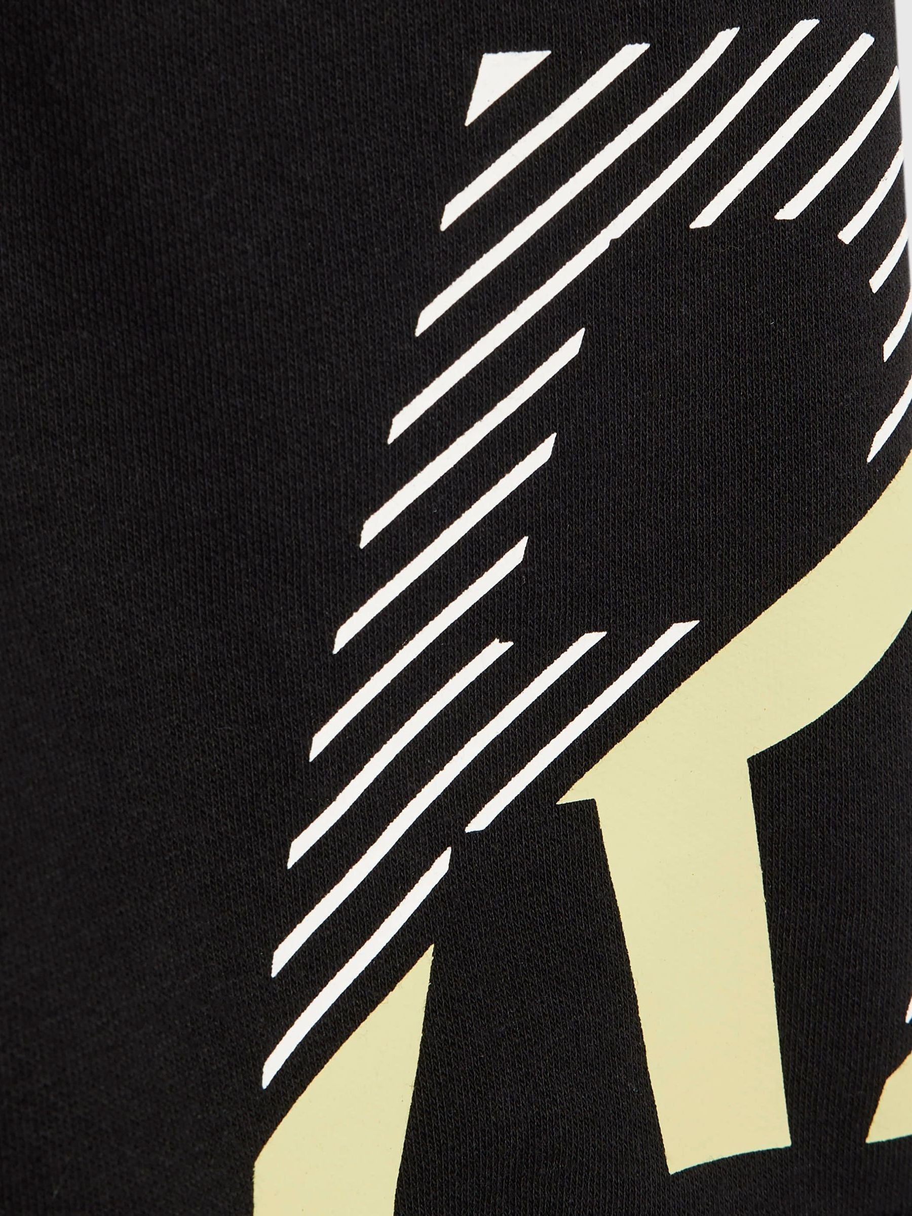 Dsiney Kidz - River Island Black River Athelesuire T-Shirt & Shorts Set image 5
