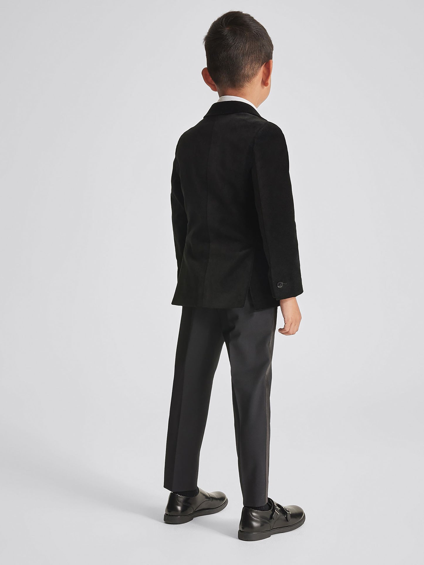 Reiss Black Ace 4-9 yrs Single Breasted Velvet Blazer image 5