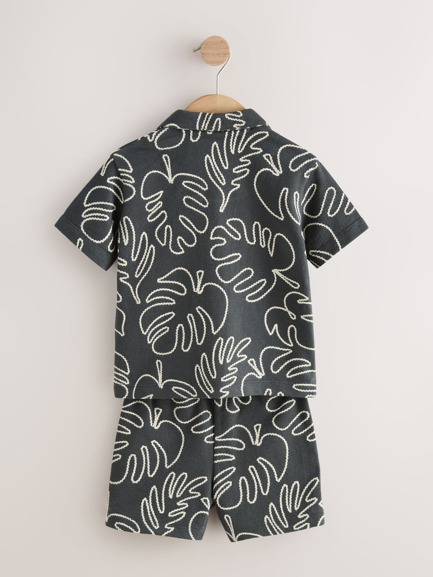 Black Leaf Print Short Sleeve Shirt and Shorts Set (3mths-7yrs) image 7
