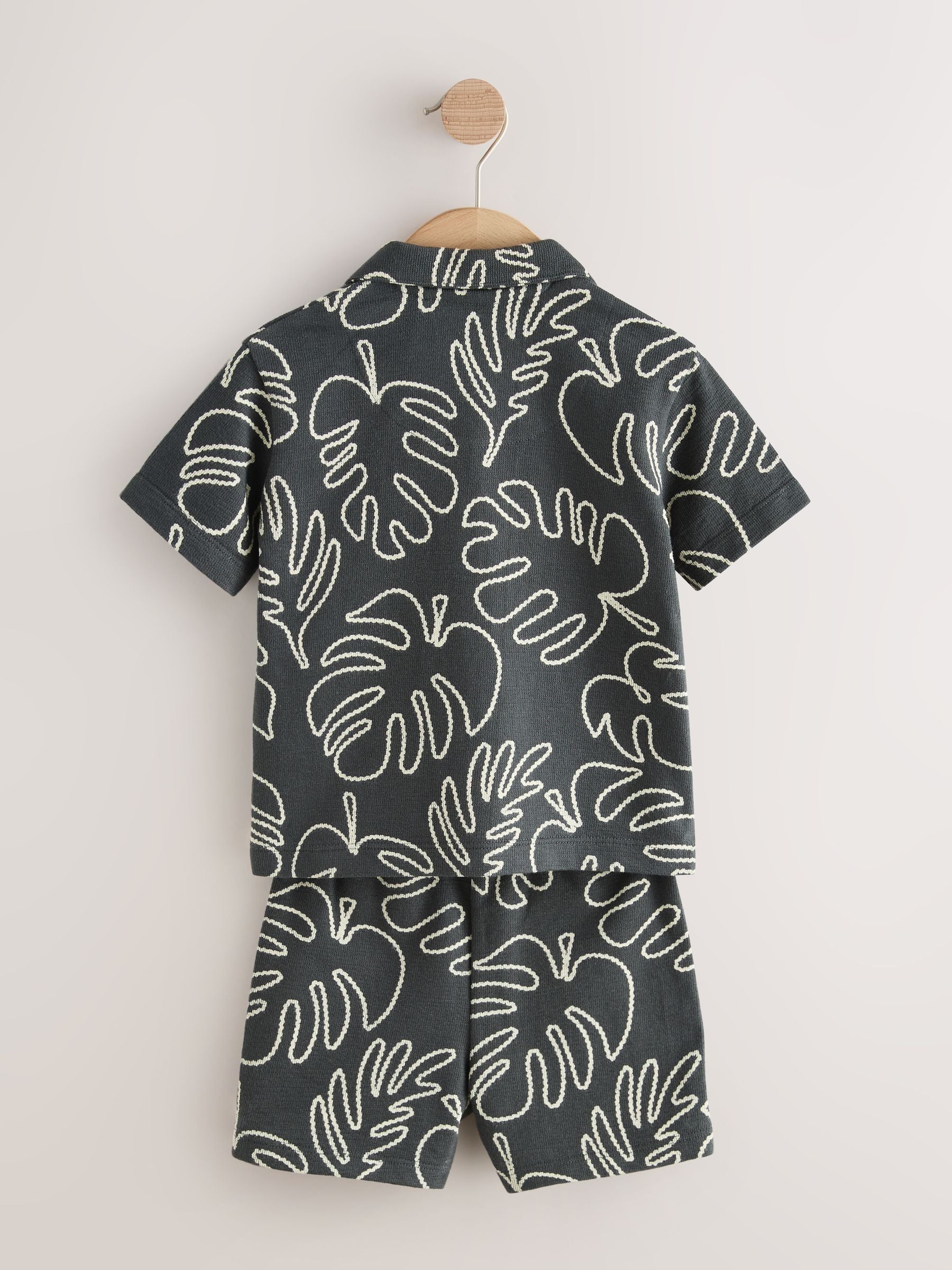 Black Leaf Print Short Sleeve Shirt and Shorts Set (3mths-7yrs) image 7