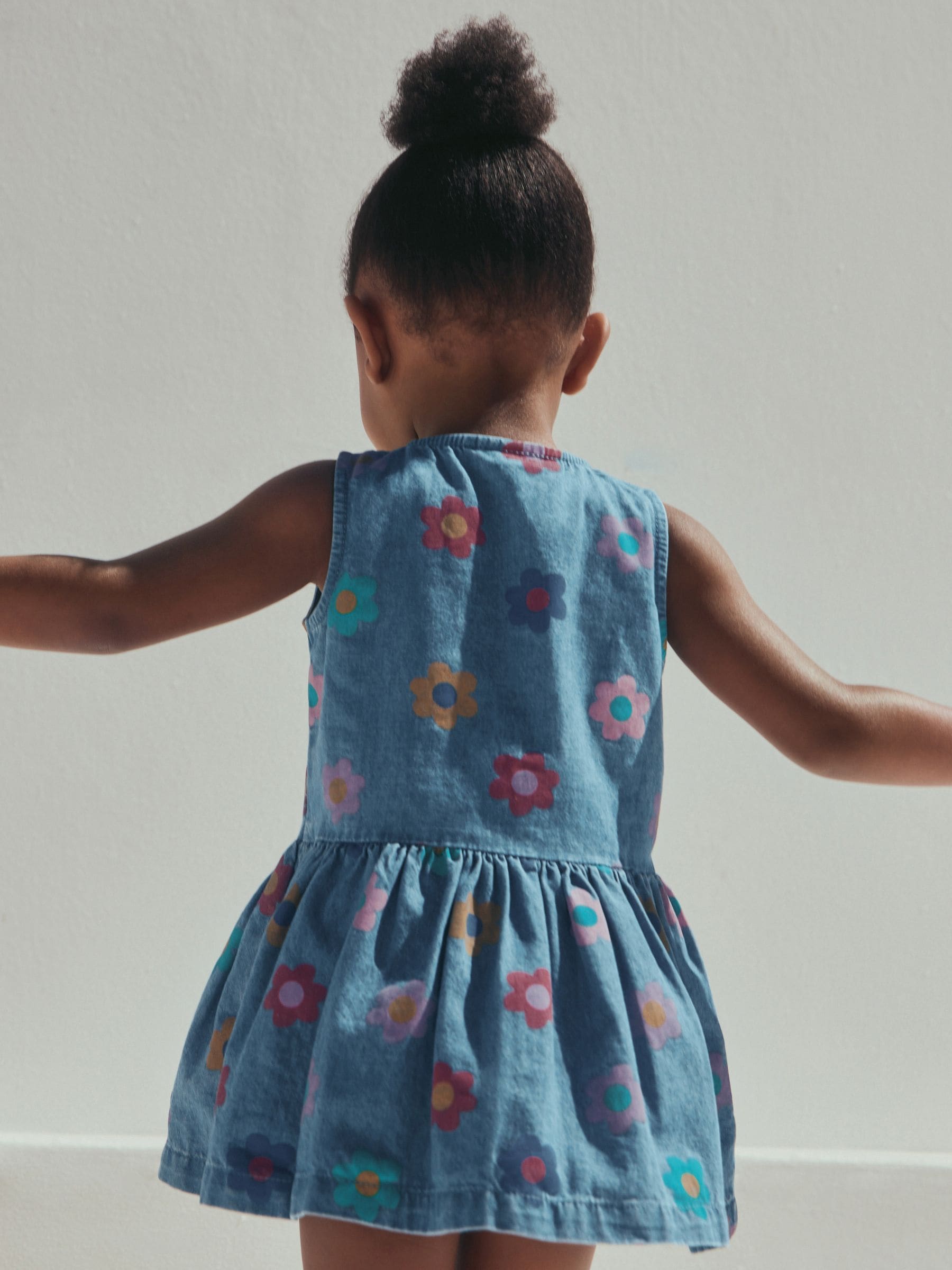 Flower Print Sleeveless Denim Dress (3mths-8yrs) image 3