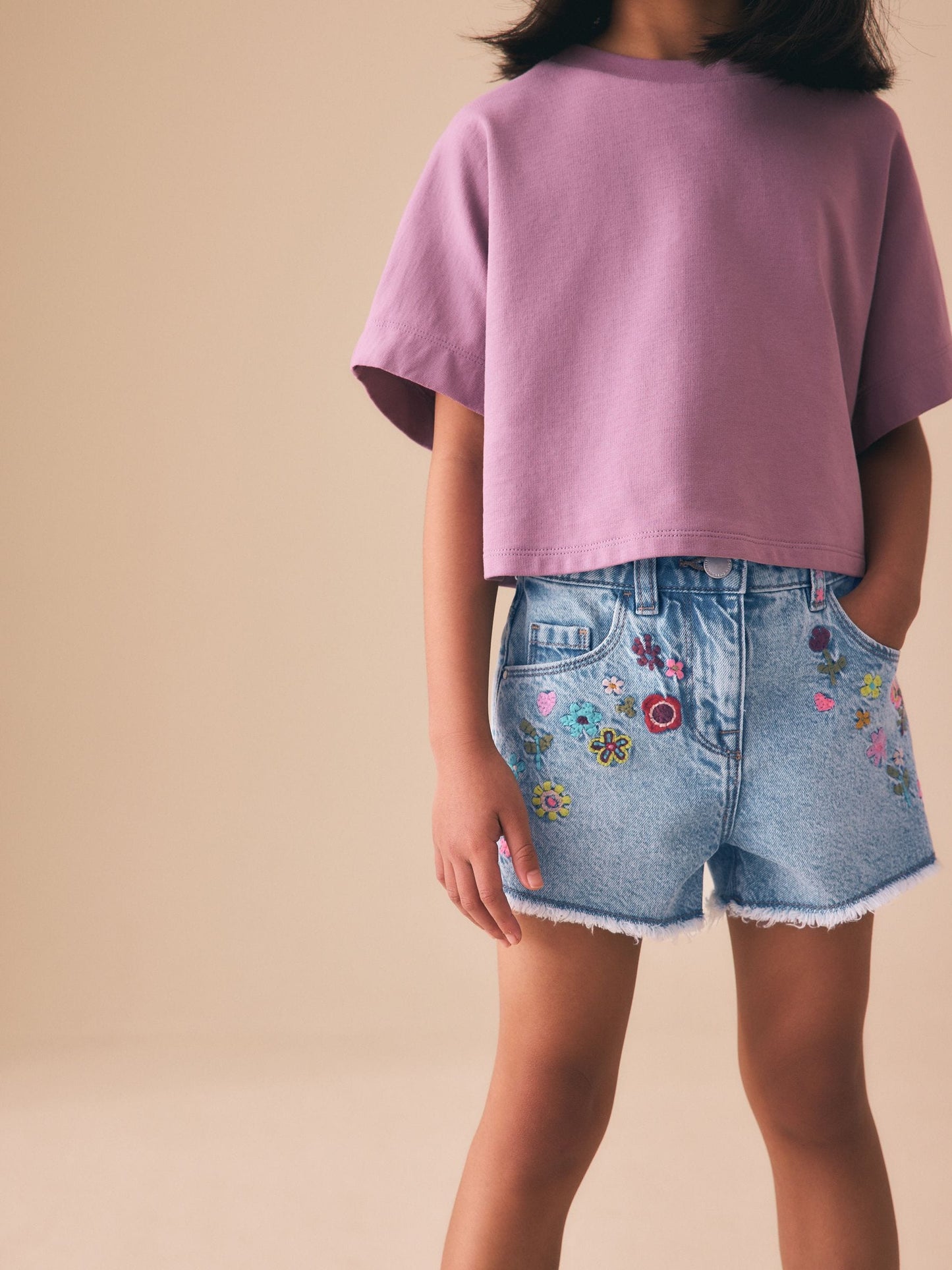 Dsiney Kidz - Mid Blue Embroidered Flowers Regular Length Frayed Edge Denim Shorts (3-16yrs) image 1