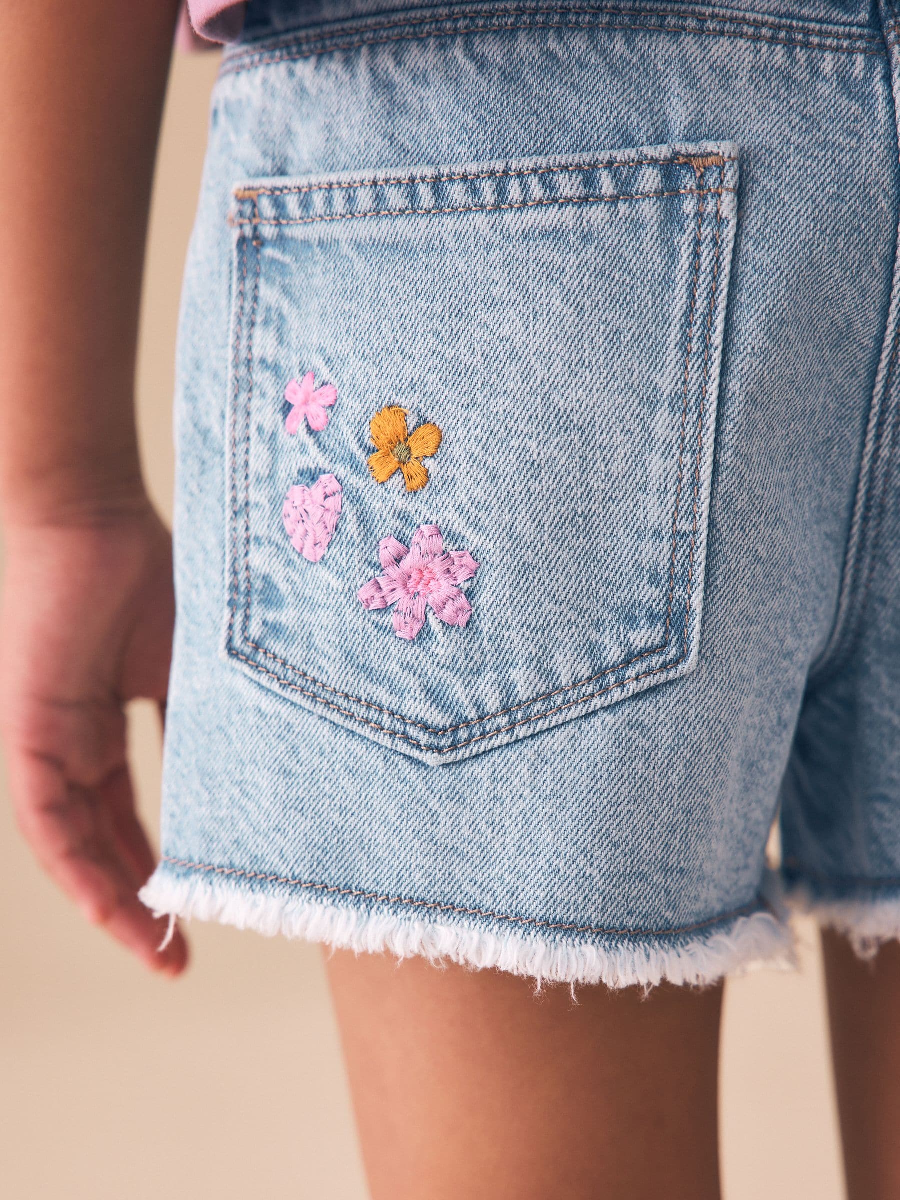 Dsiney Kidz - Mid Blue Embroidered Flowers Regular Length Frayed Edge Denim Shorts (3-16yrs) image 4