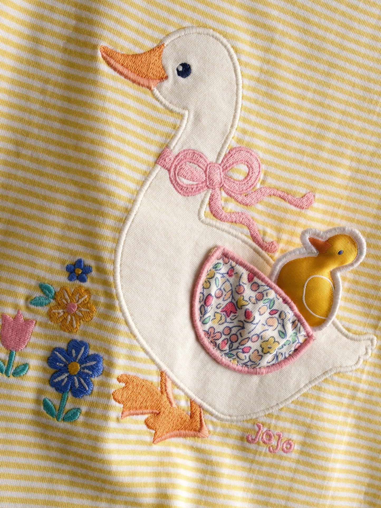JoJo Maman Bébé Light Yellow Duck Appliqué Pet In Pocket T-Shirt image 4