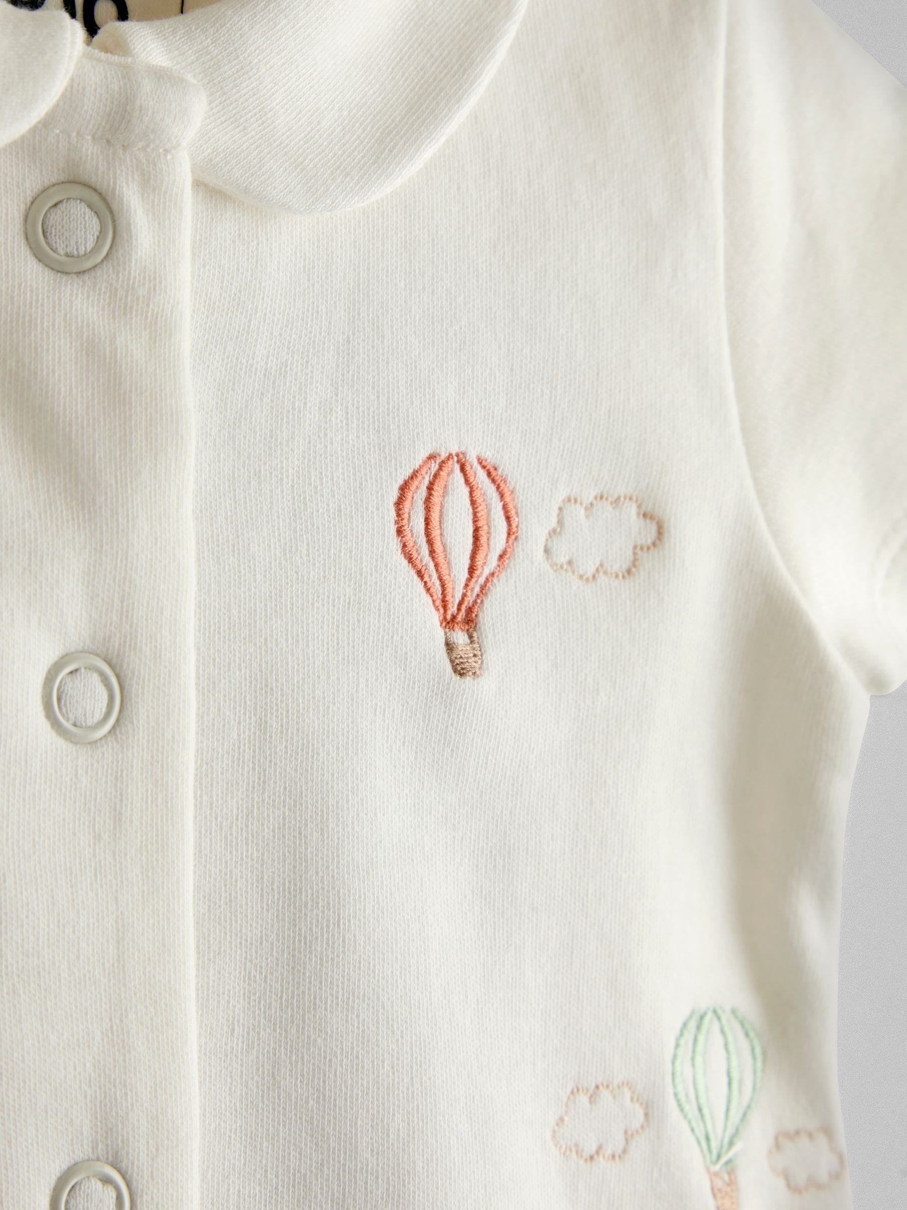 JoJo Maman Bébé White Hot Air Balloon Embroidered Organic Cotton Short Sleeve Sleepsuit image 4