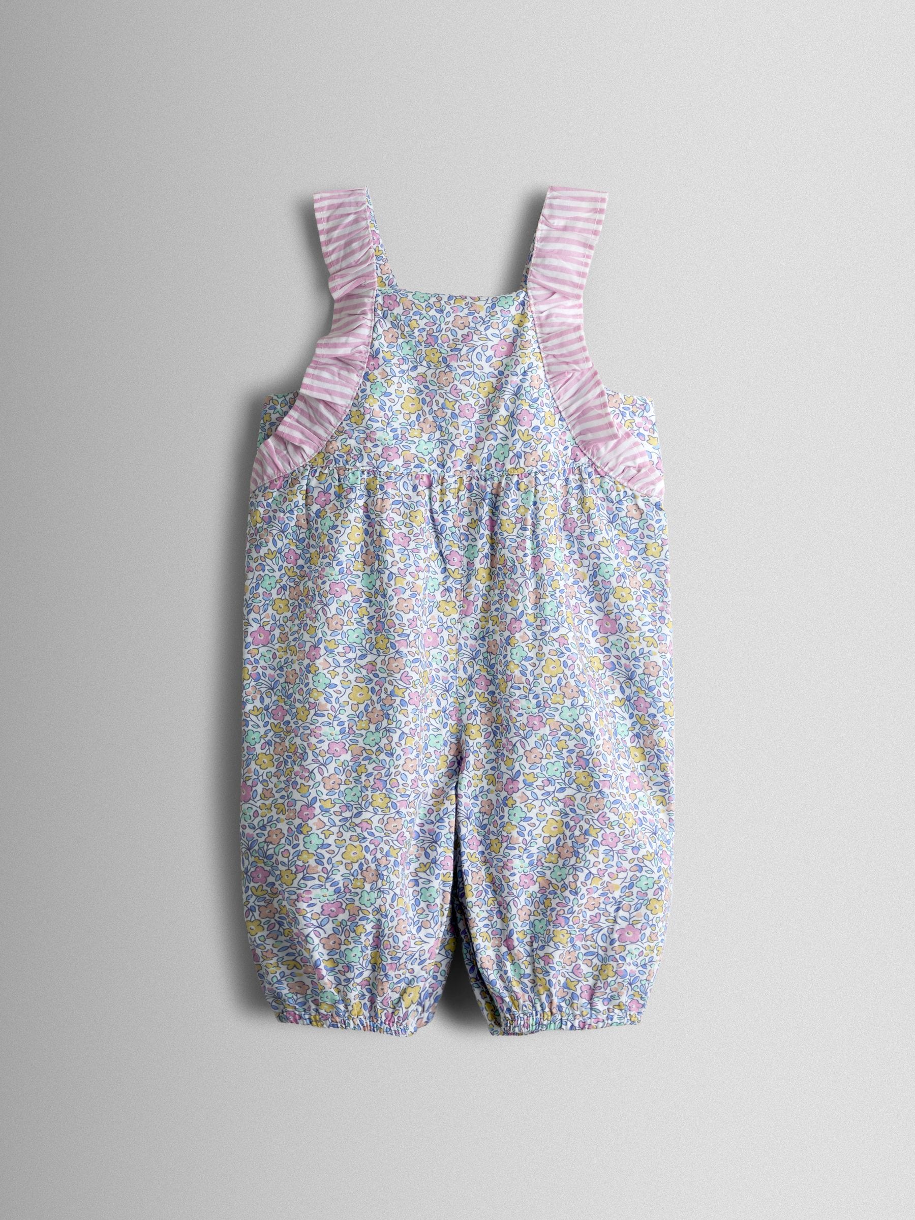 JoJo Maman Bébé Cream Floral Spliced Dungarees T-Shirt and Hat Set image 2