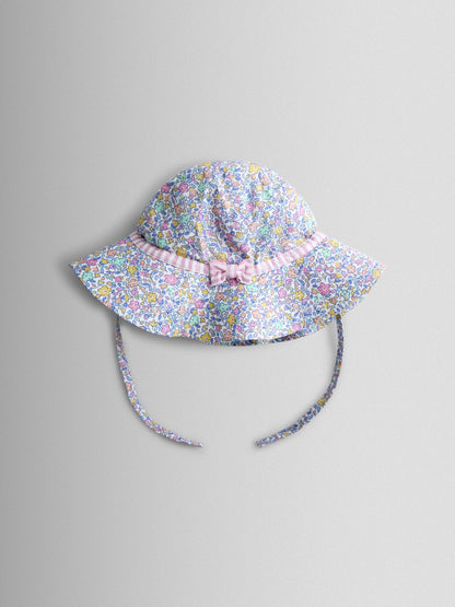 JoJo Maman Bébé Cream Floral Spliced Dungarees T-Shirt and Hat Set image 6