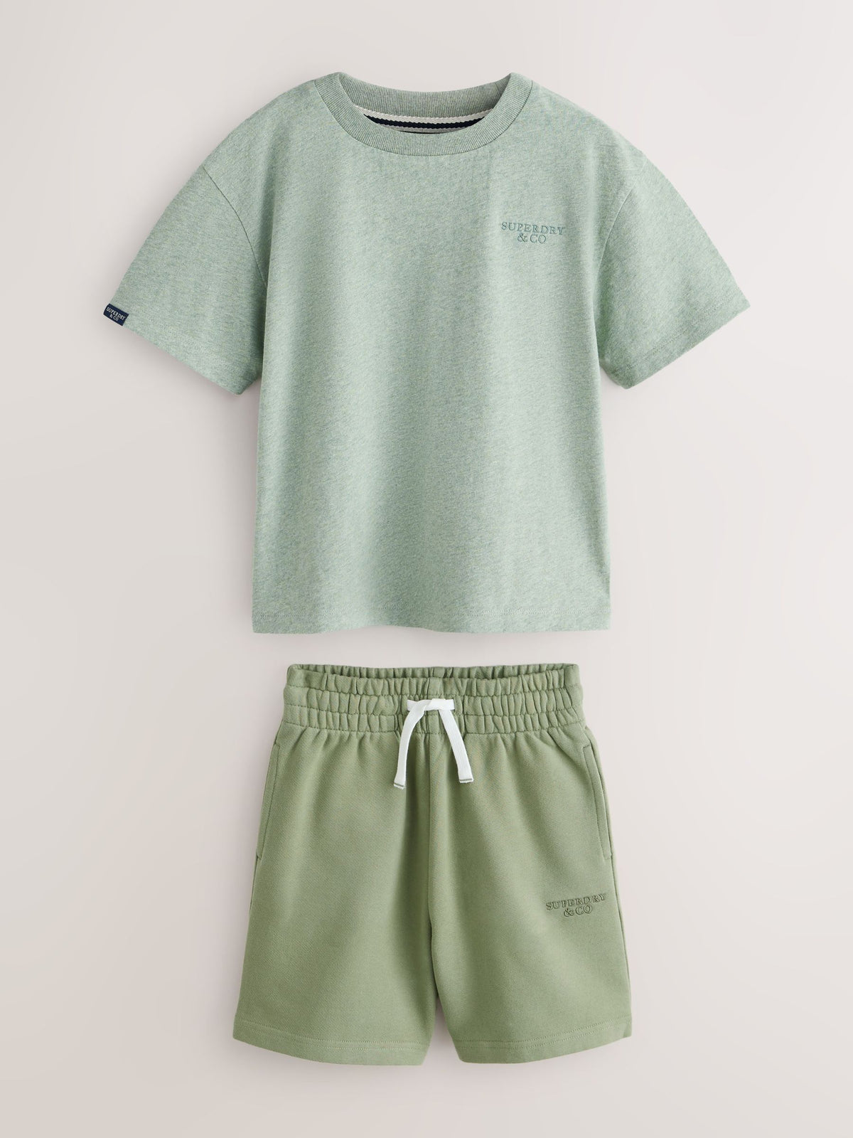 Dsiney Kidz - Superdry Green T-Shirt and Shorts Set image 5