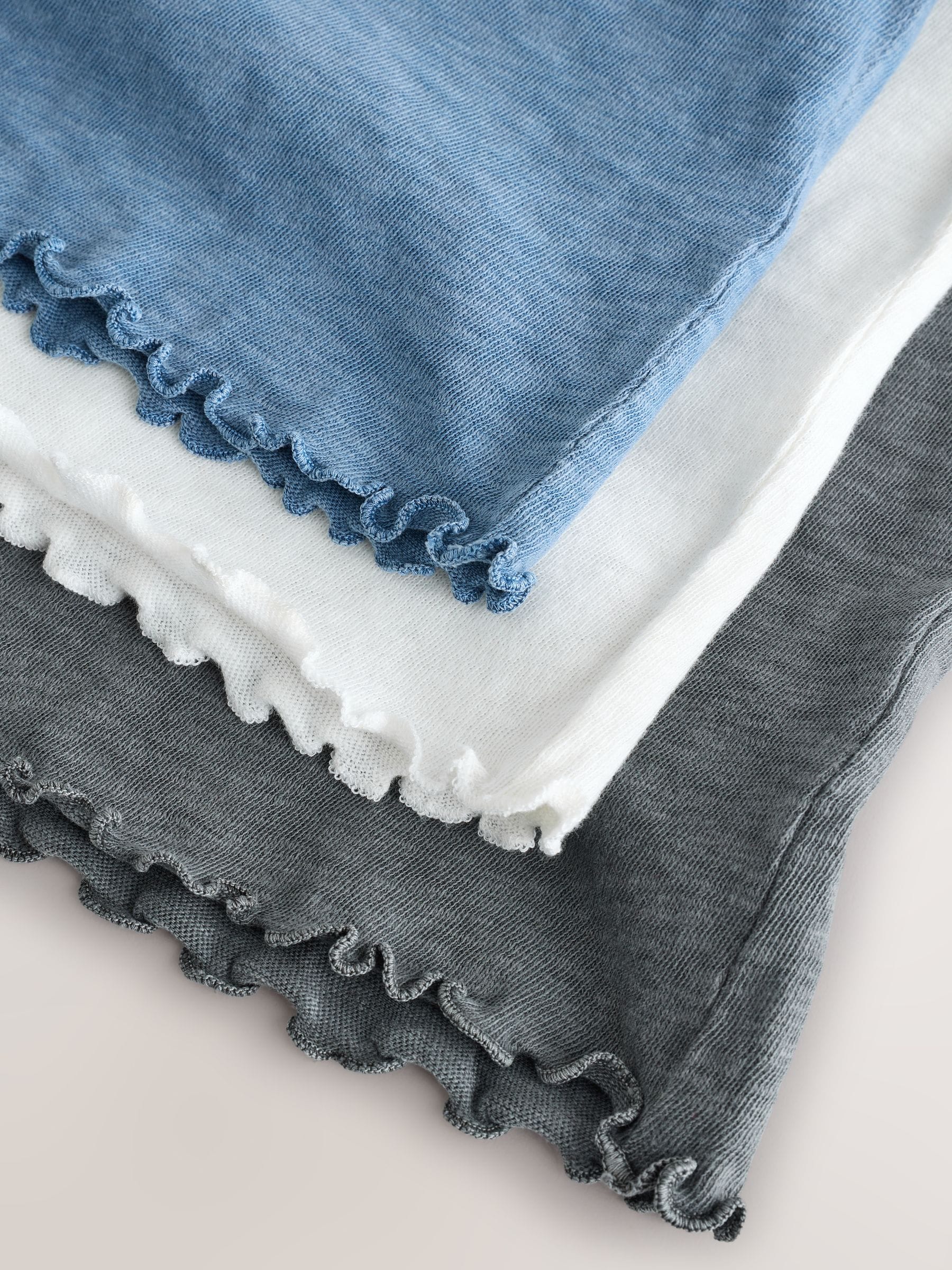 Superdry Blue/Grey T-Shirts 3 Pack image 8
