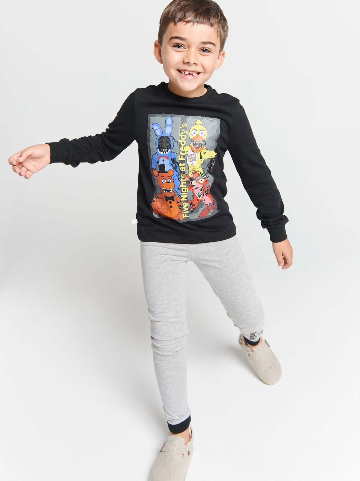 Brand Threads Black Five Nights At Freddys Pyjamas Set - image 3