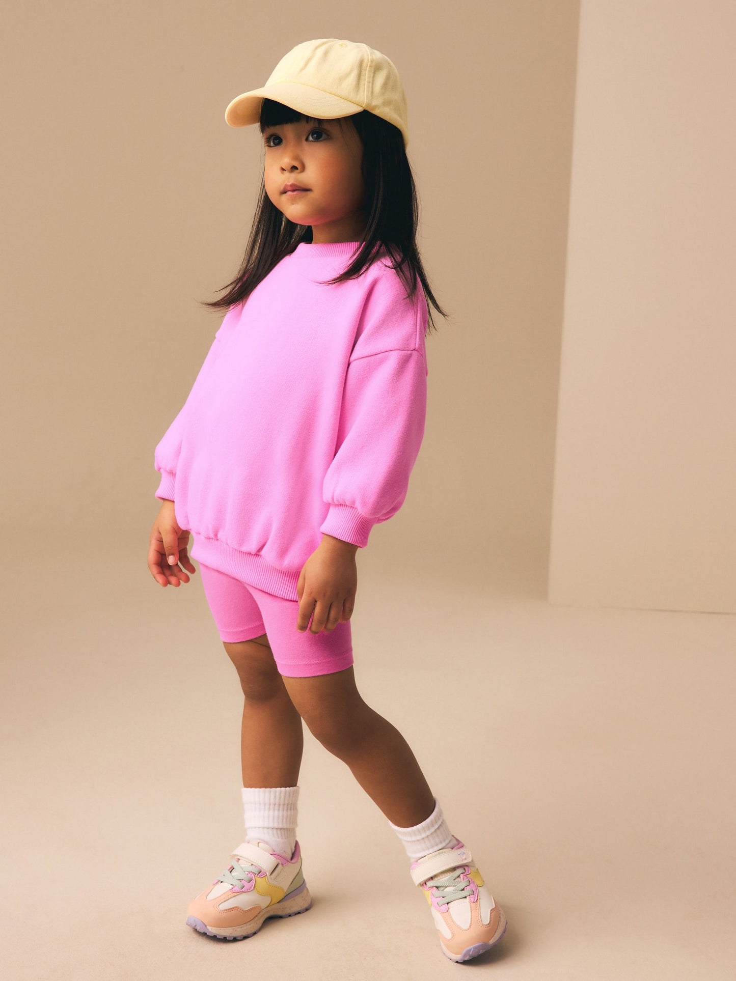 Pink Sweatshirt & Cycle Shorts Set (3mths-7yrs) image 1