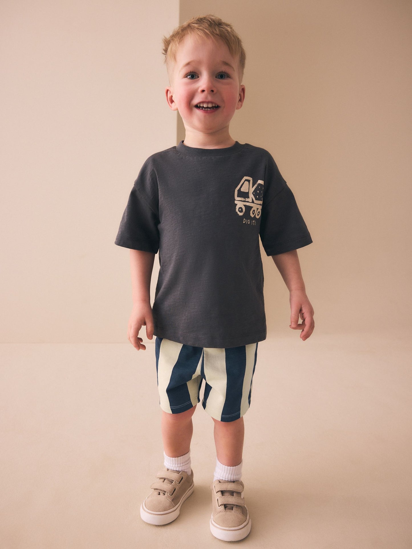 Dsiney Kidz - Navy Jersey Shorts (3mths-7yrs) image 2
