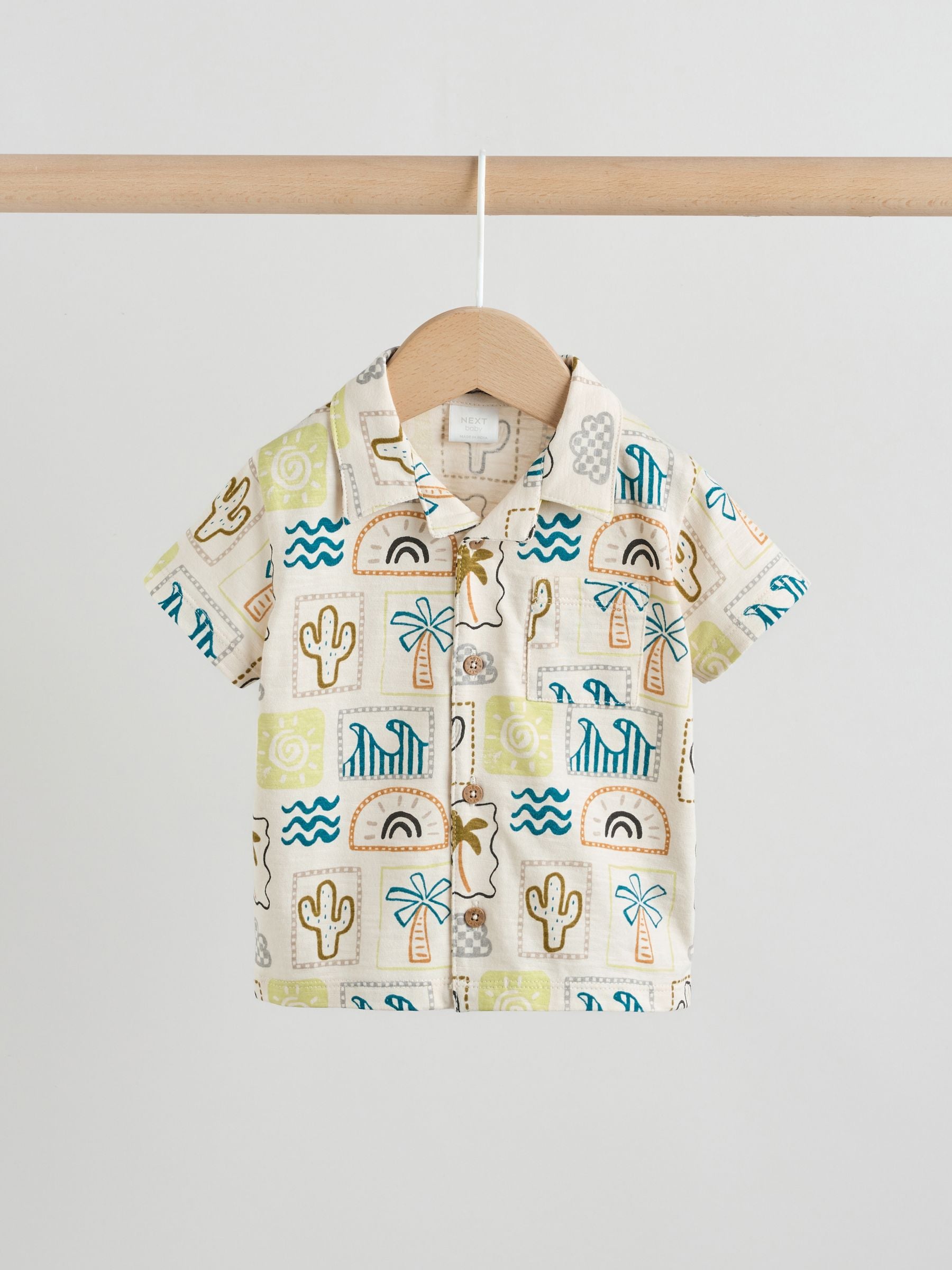 Neutral Palm Print Shirt and Shorts Baby Set (0mths-2yrs) image 2