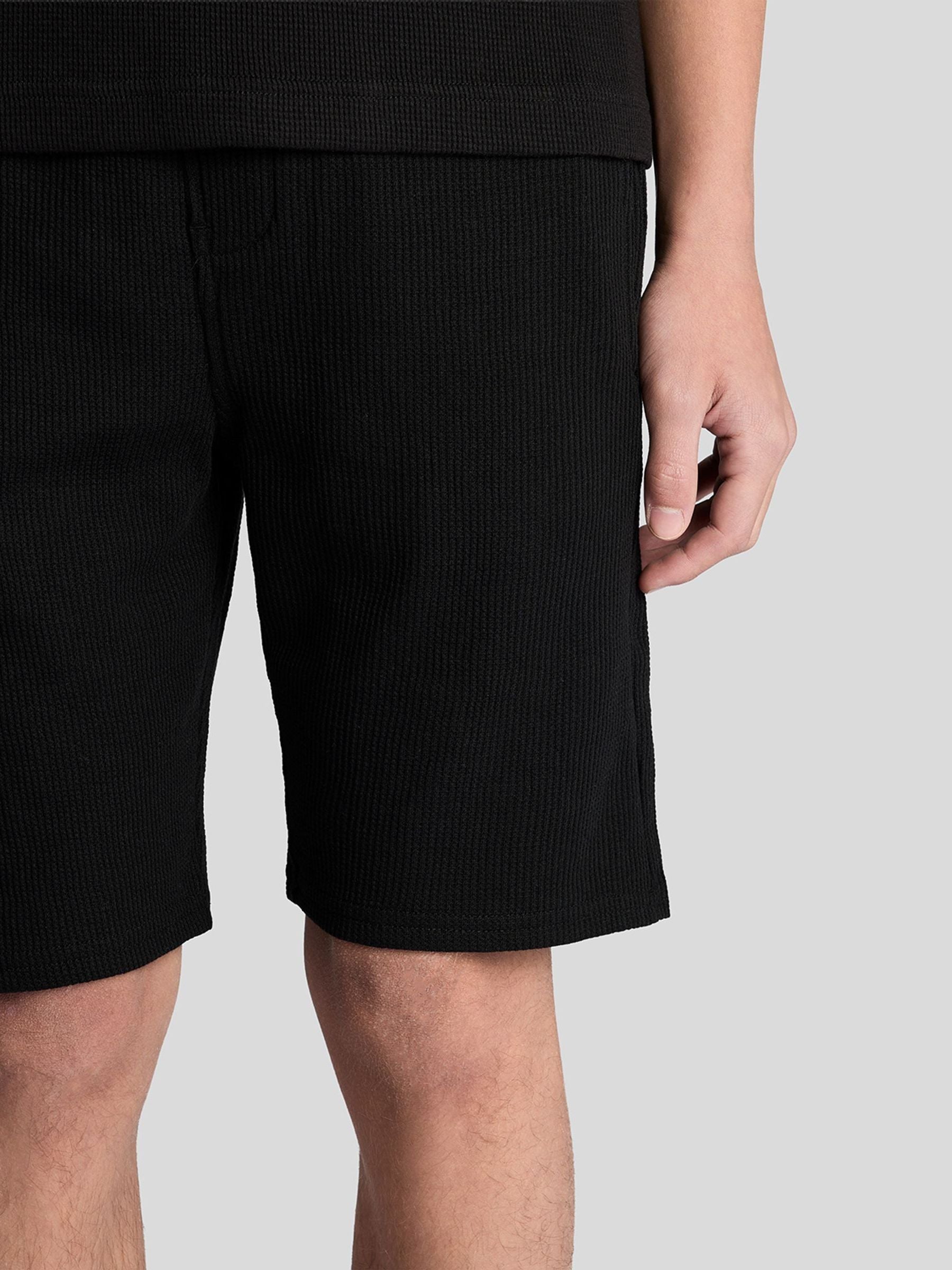 Dsiney Kidz - Lyle & Scott Black Waffle Shorts image 3