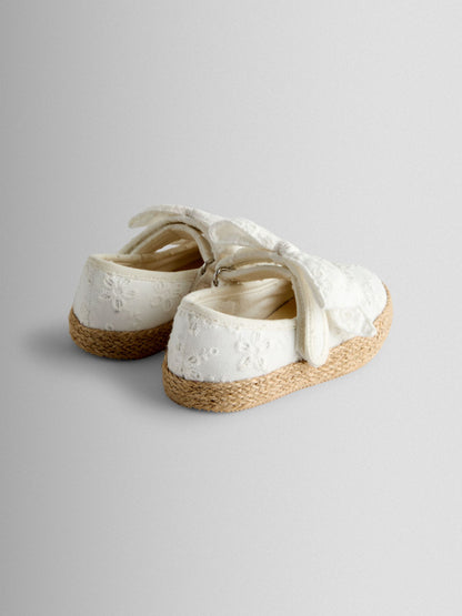 JoJo Maman Bébé White Broderie Embroidered Bow Strap Ballet Pumps image 2